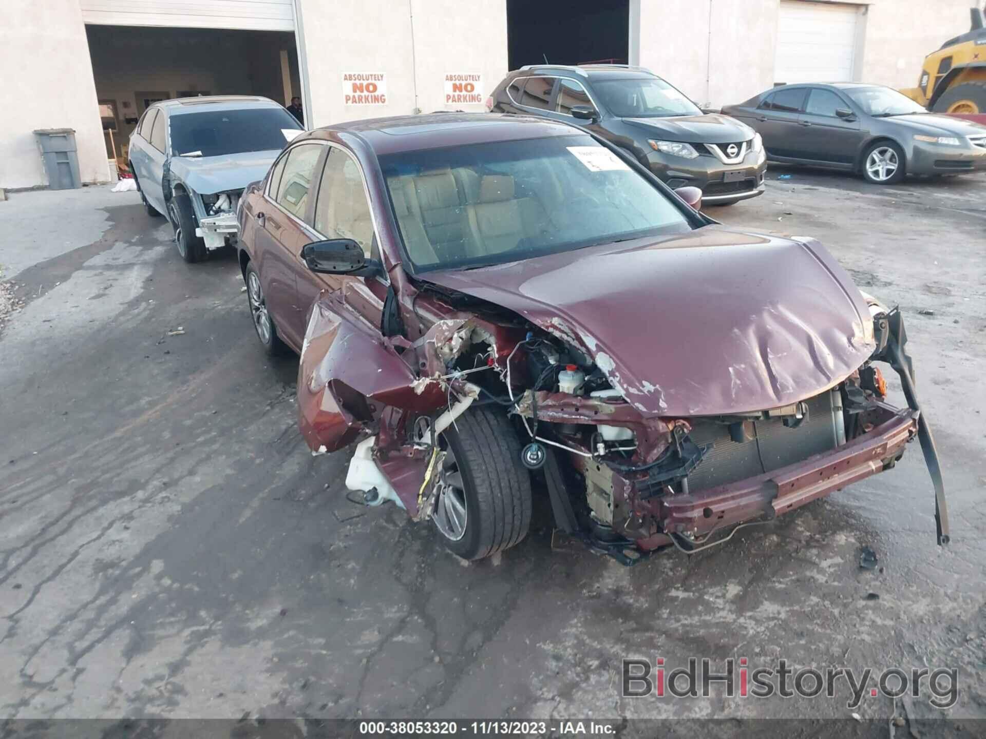 Photo 1HGCP2F83CA089502 - HONDA ACCORD 2012