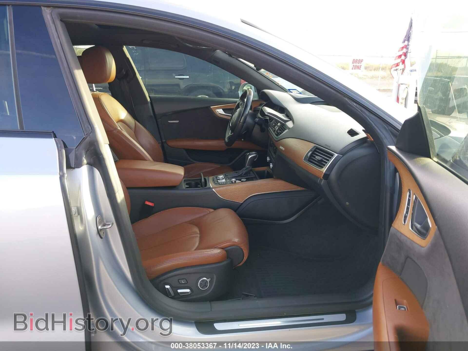 2016 AUDI A7 - VIN: WAU2GAFC6GN116177 - Фото 5