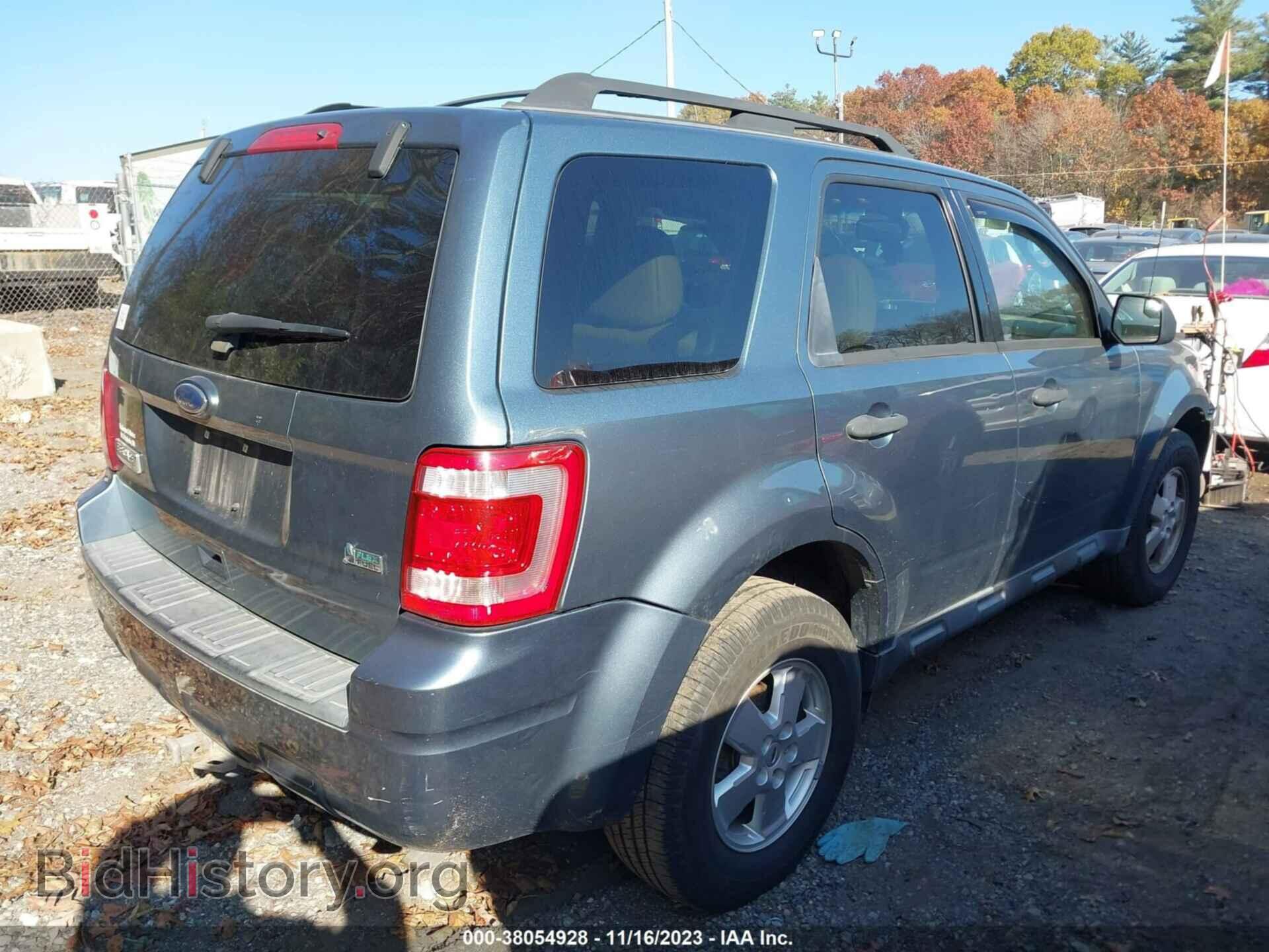 2011 FORD ESCAPE - VIN: 1FMCU9DG2BKA60054 - Фото 4