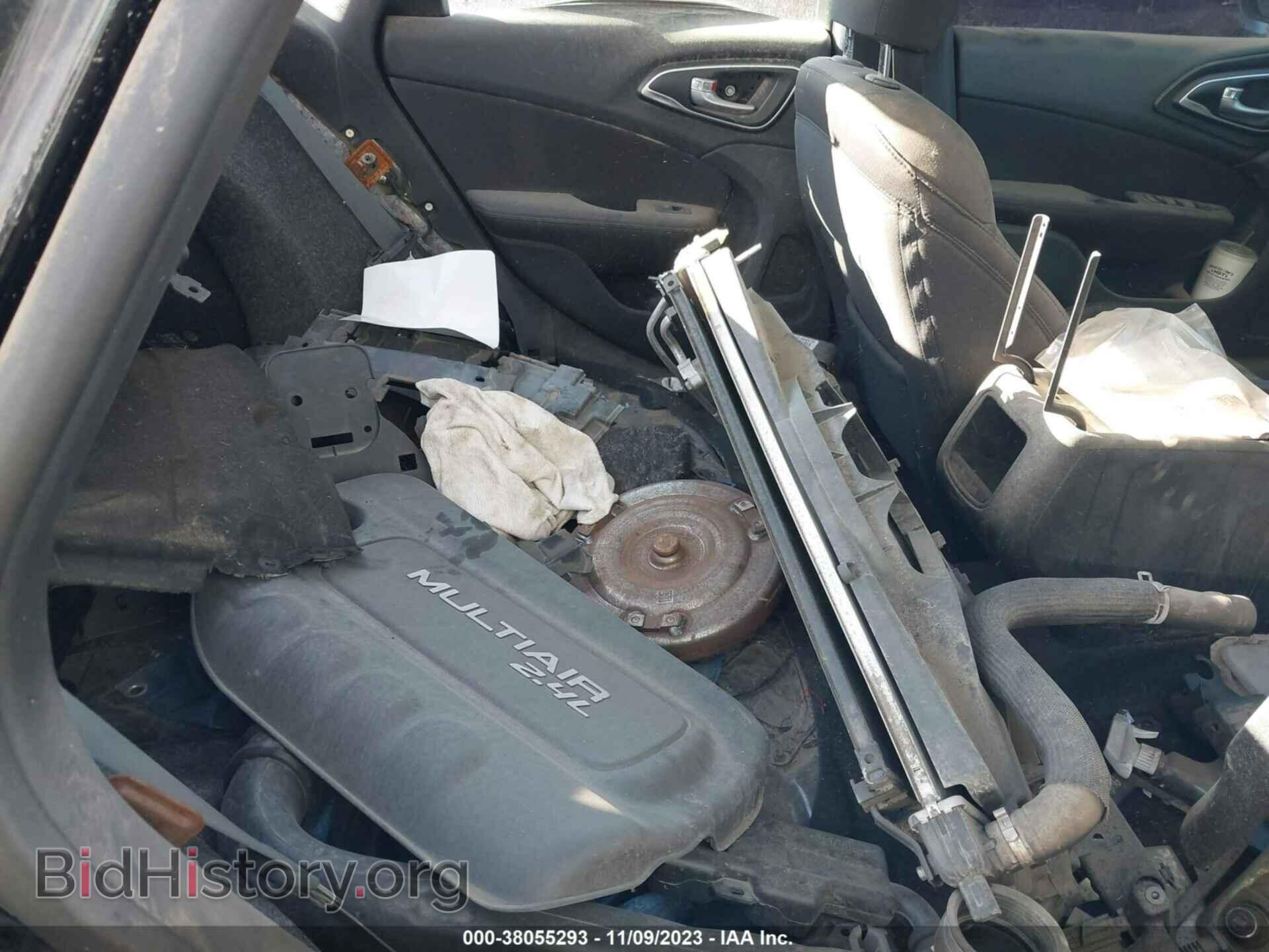 2015 CHRYSLER 200 - VIN: 1C3CCCAB3FN691675 - Фото 8