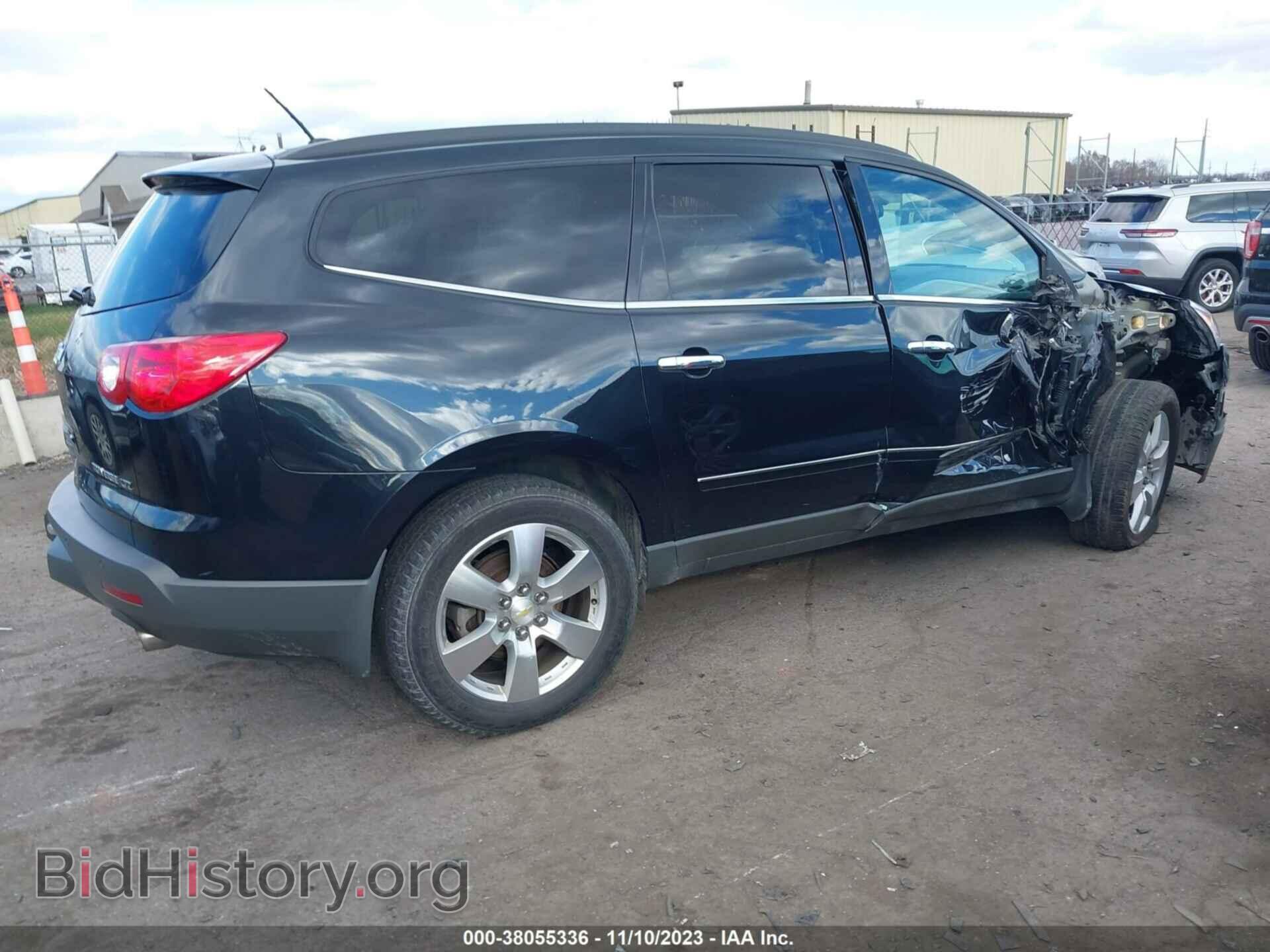 2012 CHEVROLET TRAVERSE - VIN: 1GNKVLED7CJ367488 - Фото 4
