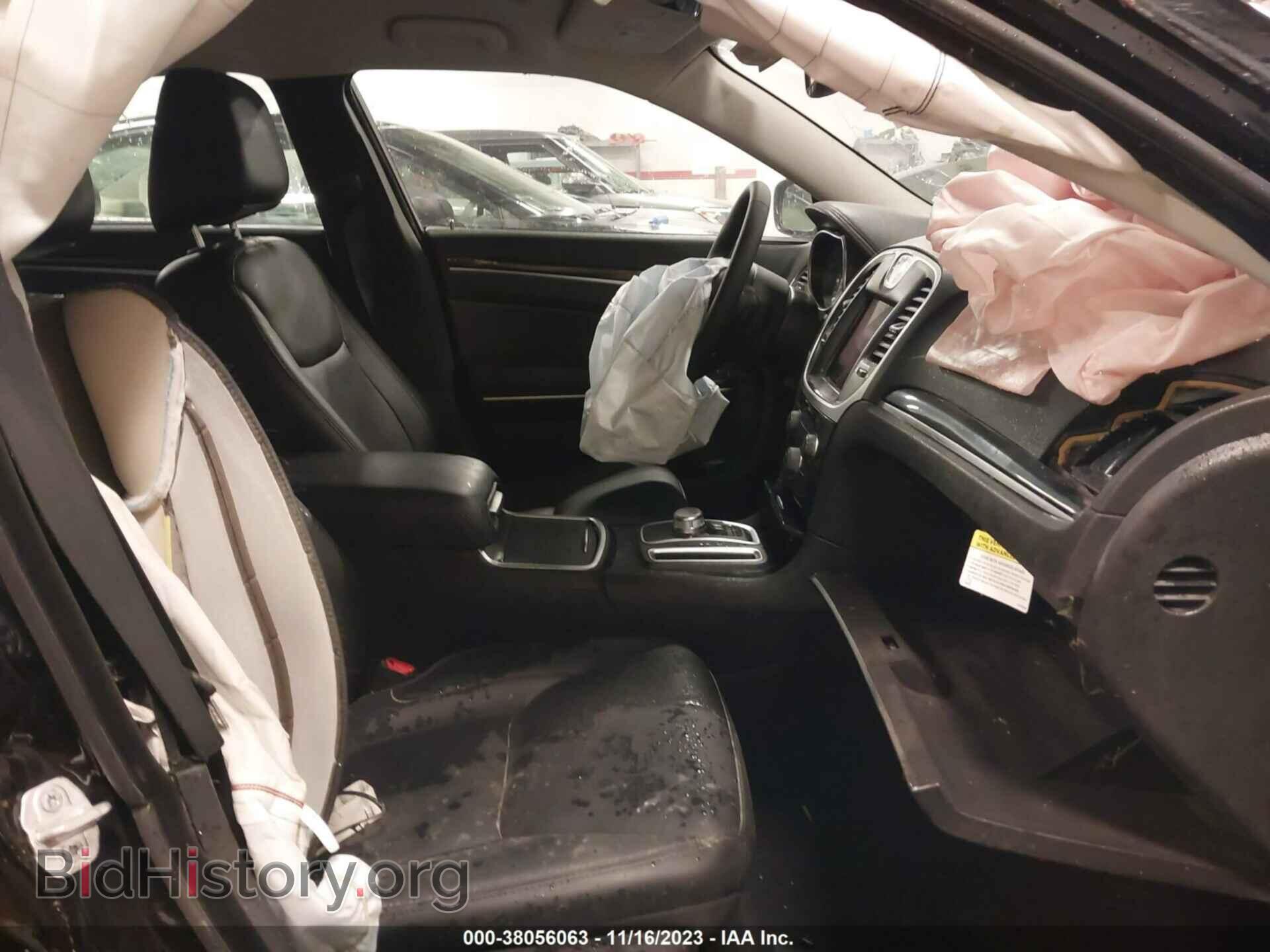 2023 CHRYSLER 300 - VIN: 2C3CCASG6PH549023 - Фото 5