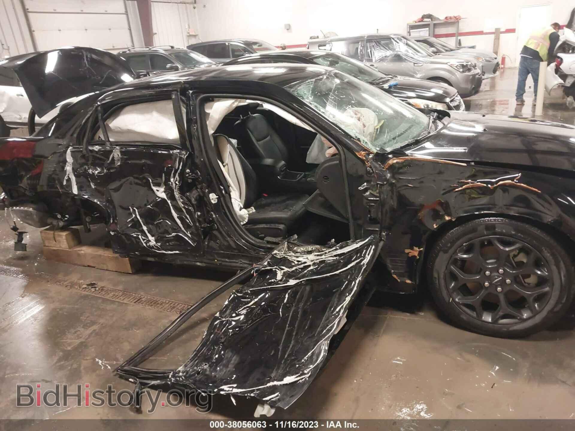 2023 CHRYSLER 300 - VIN: 2C3CCASG6PH549023 - Фото 6