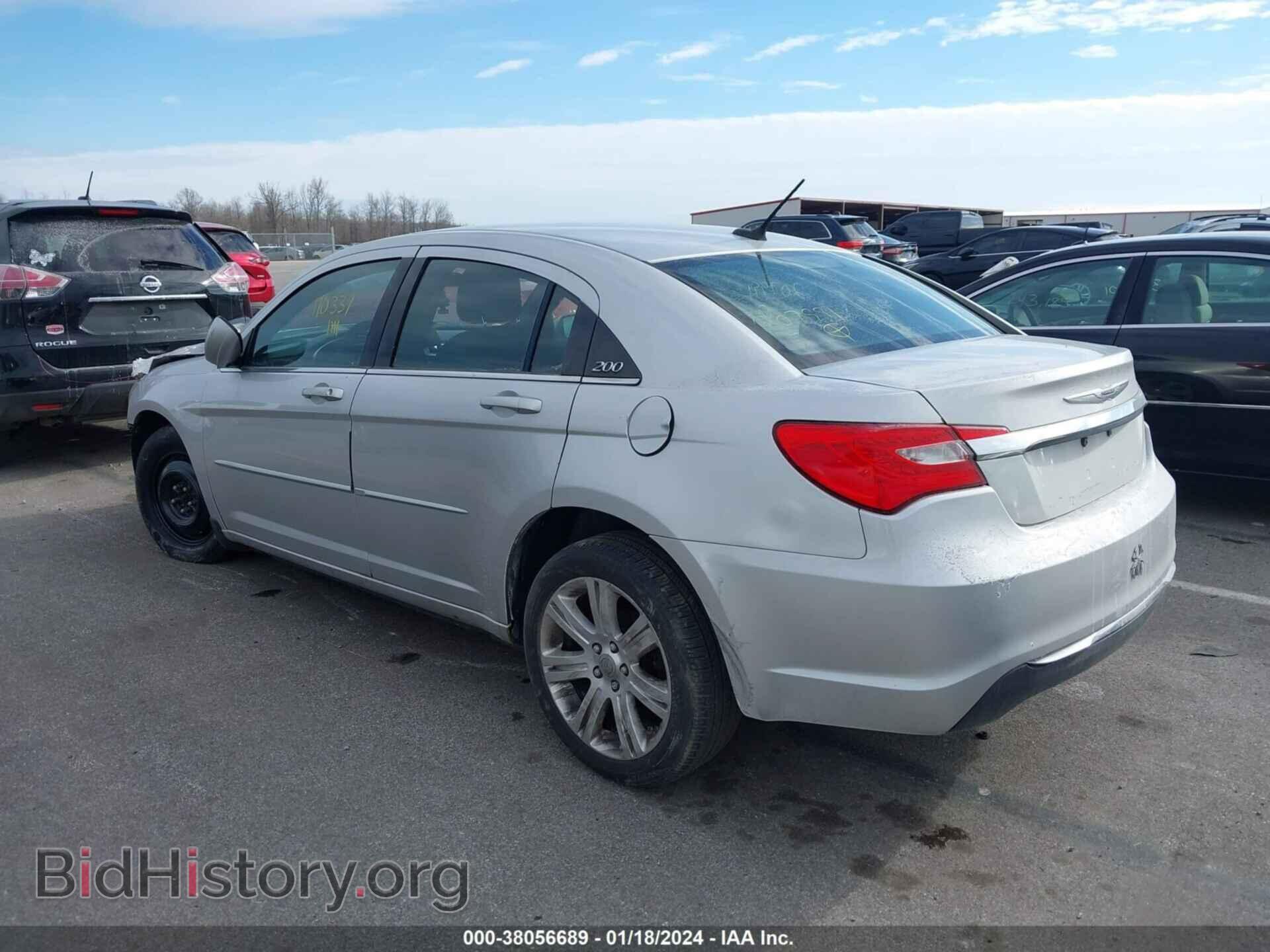 2012 CHRYSLER 200 - VIN: 1C3CCBAB8CN207991 - Фото 3