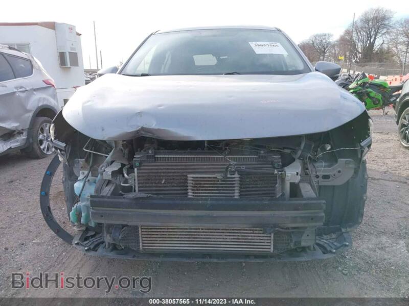 2019 Mitsubishi ECLIPSE CROSS (VIN JA4AT3AAXKZ034007) — photo 6 of 17