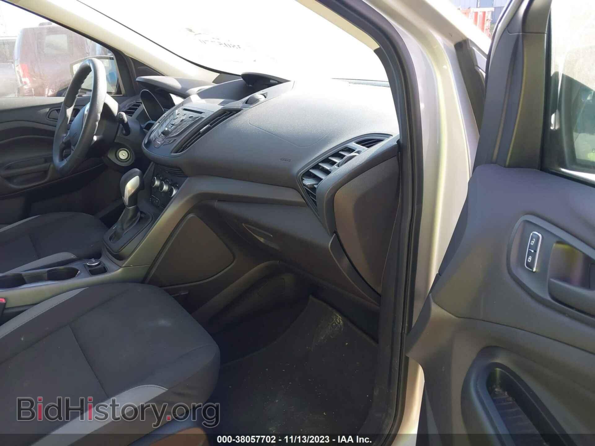 2016 FORD ESCAPE - VIN: 1FMCU0F79GUA37360 - Фото 5