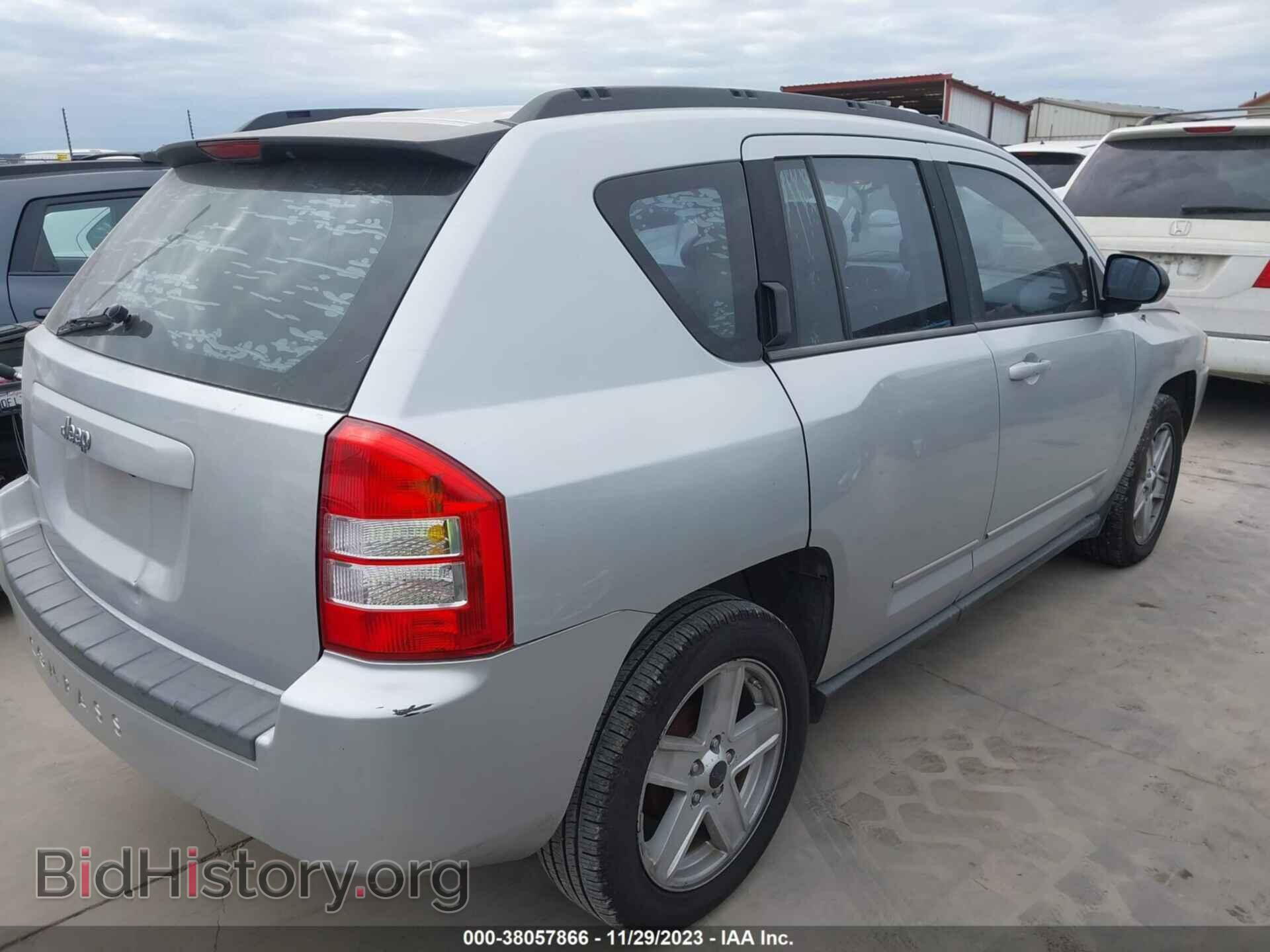 2010 JEEP COMPASS - VIN: 1J4NT4FB3AD523157 - Фото 4