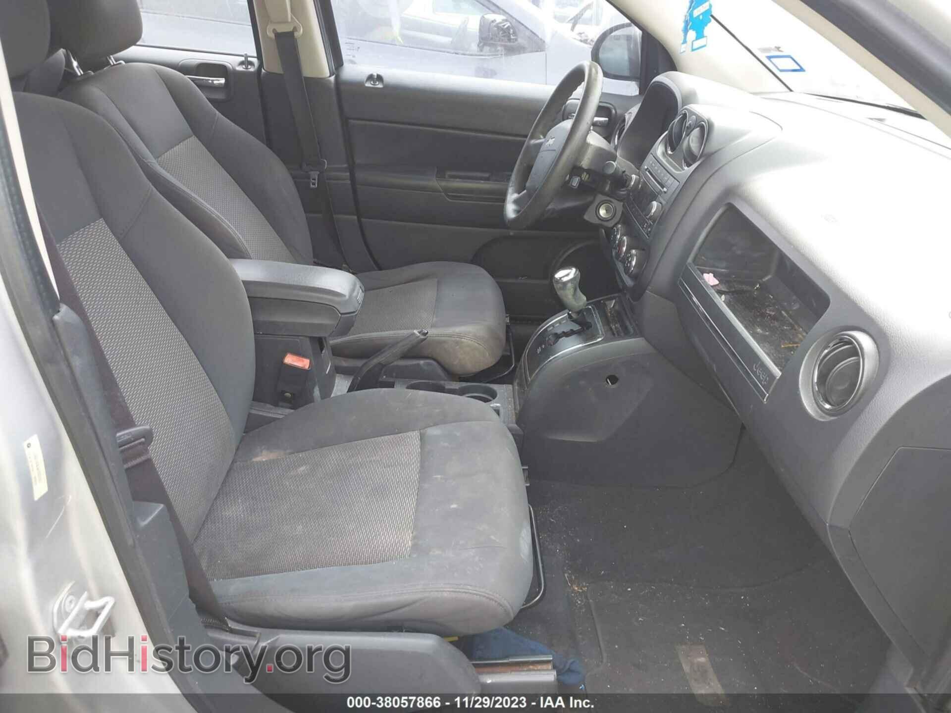 2010 JEEP COMPASS - VIN: 1J4NT4FB3AD523157 - Фото 5