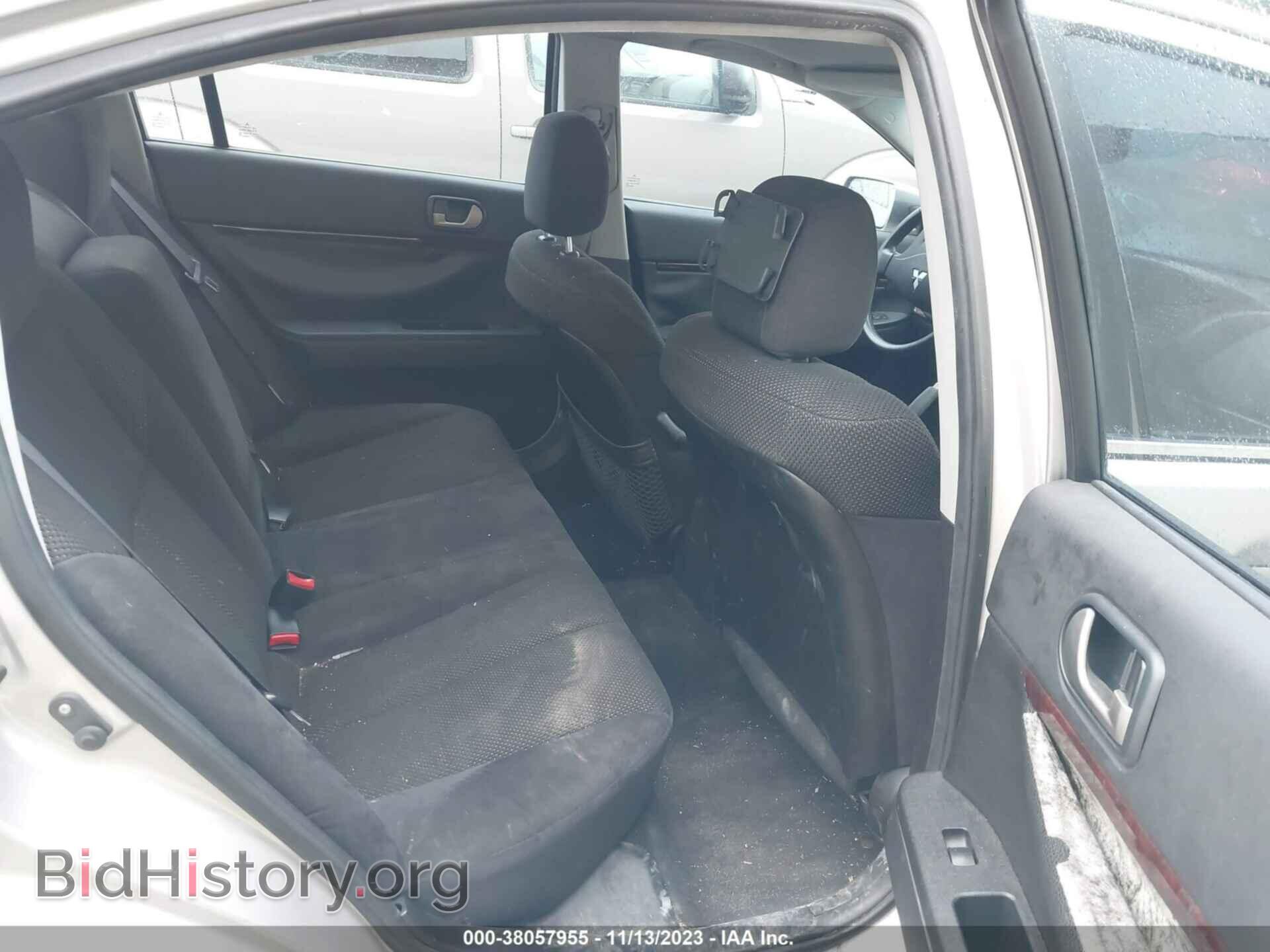 2011 MITSUBISHI GALANT - VIN: 4A32B3FF9BE029404 - Фото 8