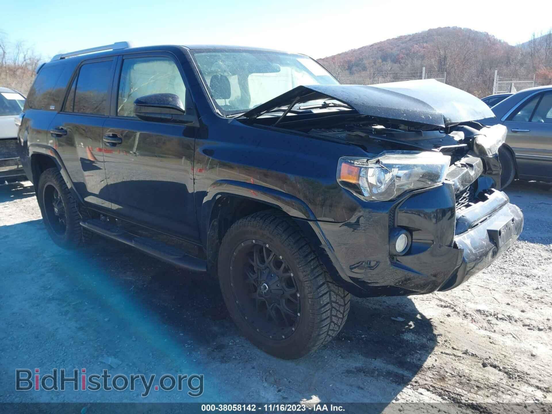 Фотография JTEBU5JR3G5350075 - TOYOTA 4RUNNER 2016