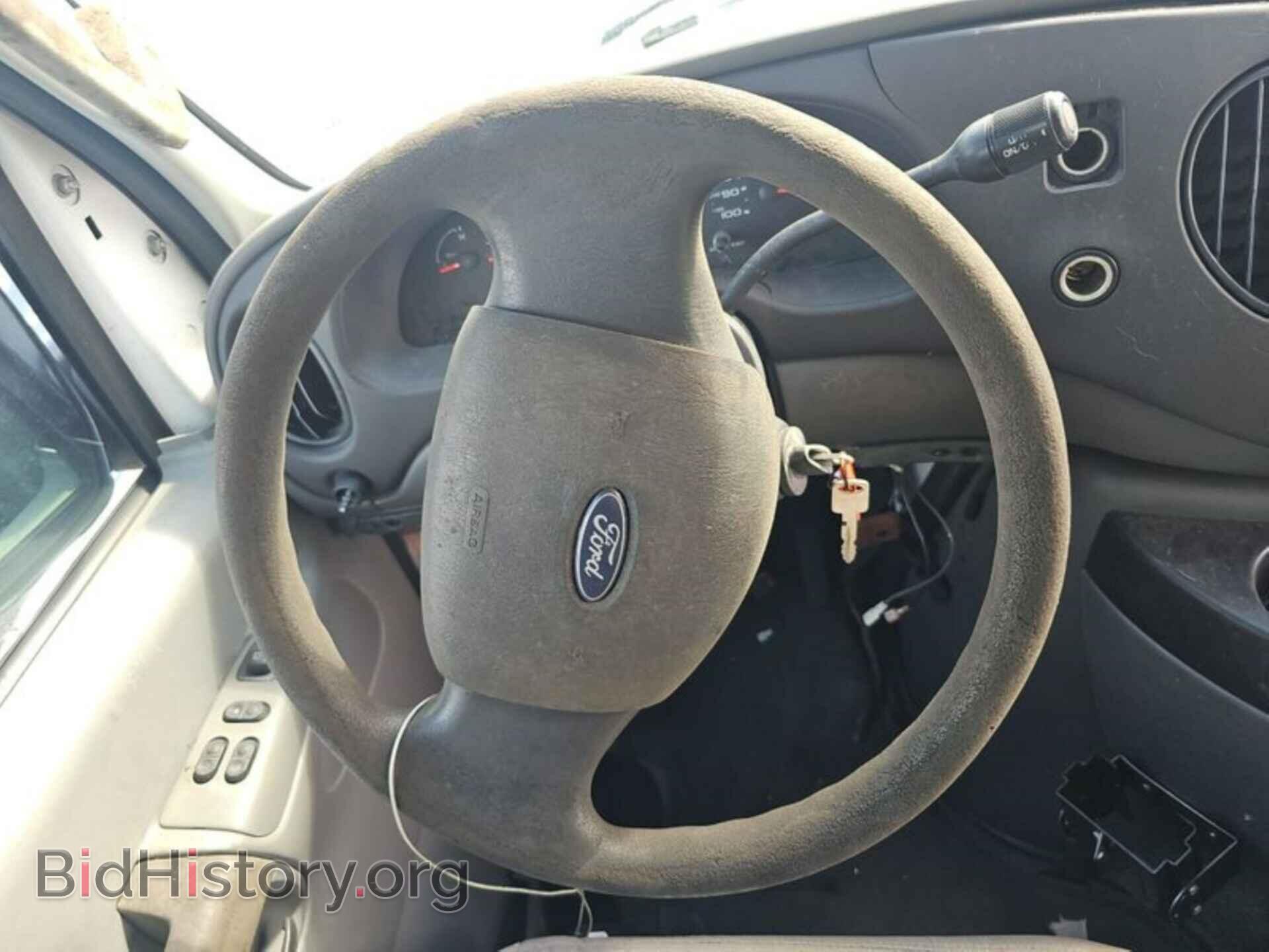 2007 FORD E-250 - VIN: 1FTNE24L47DA52791 - Фото 2
