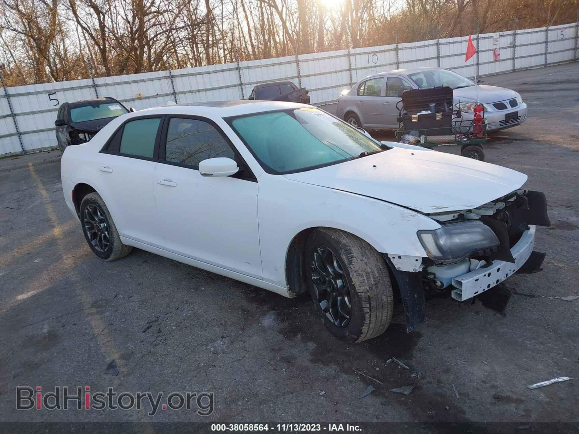 Фотография 2C3CCAGG1GH136094 - CHRYSLER 300 2016
