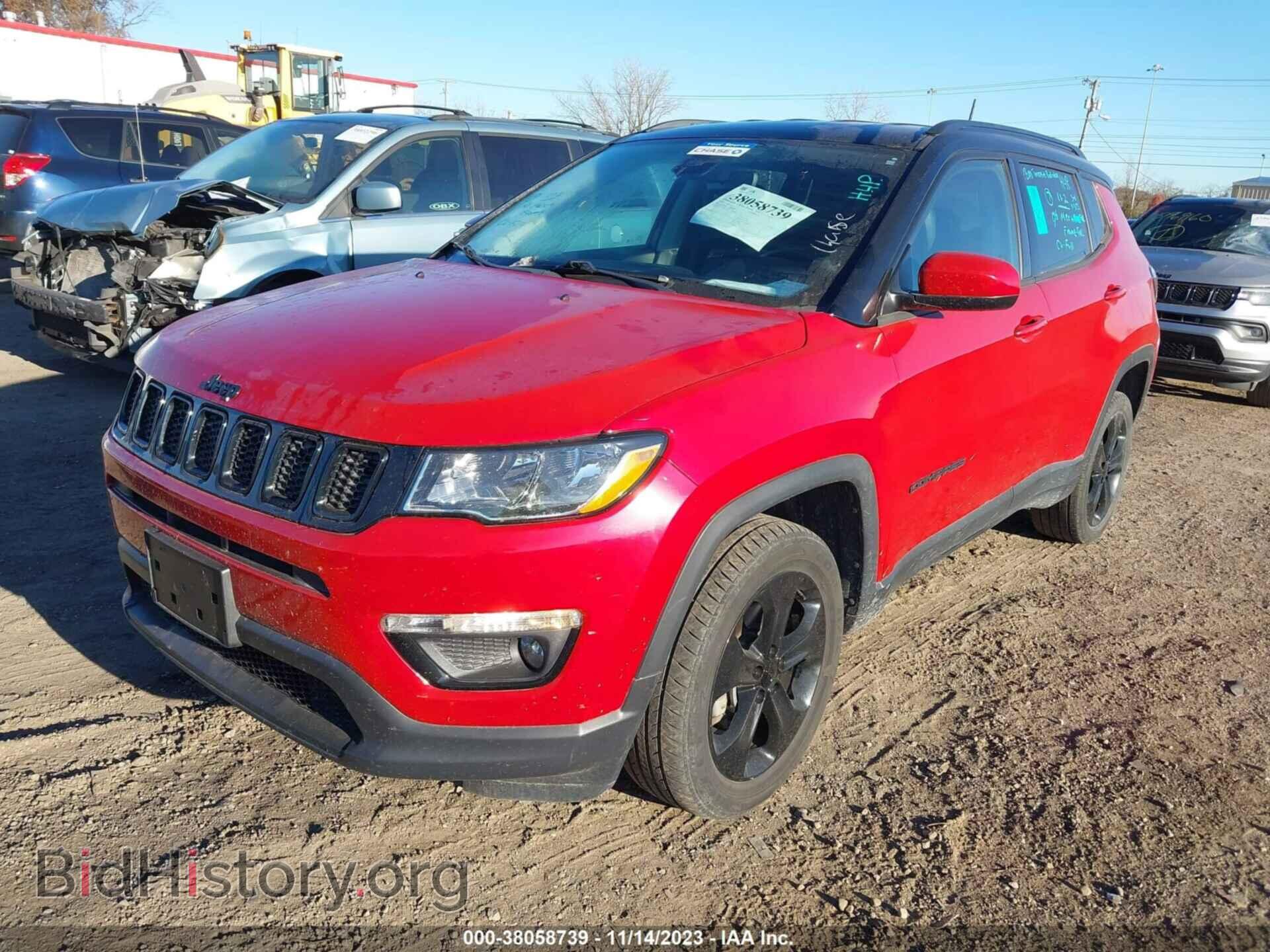 2018 JEEP COMPASS - VIN: 3C4NJDBB2JT395571 - Фото 2