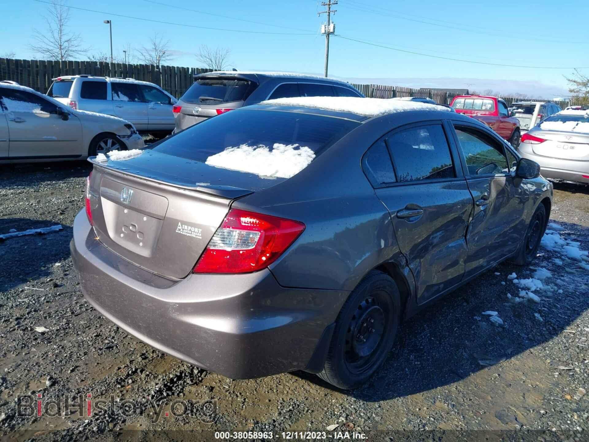 2012 HONDA CIVIC - VIN: 2HGFB2F96CH566817 - Photo 4