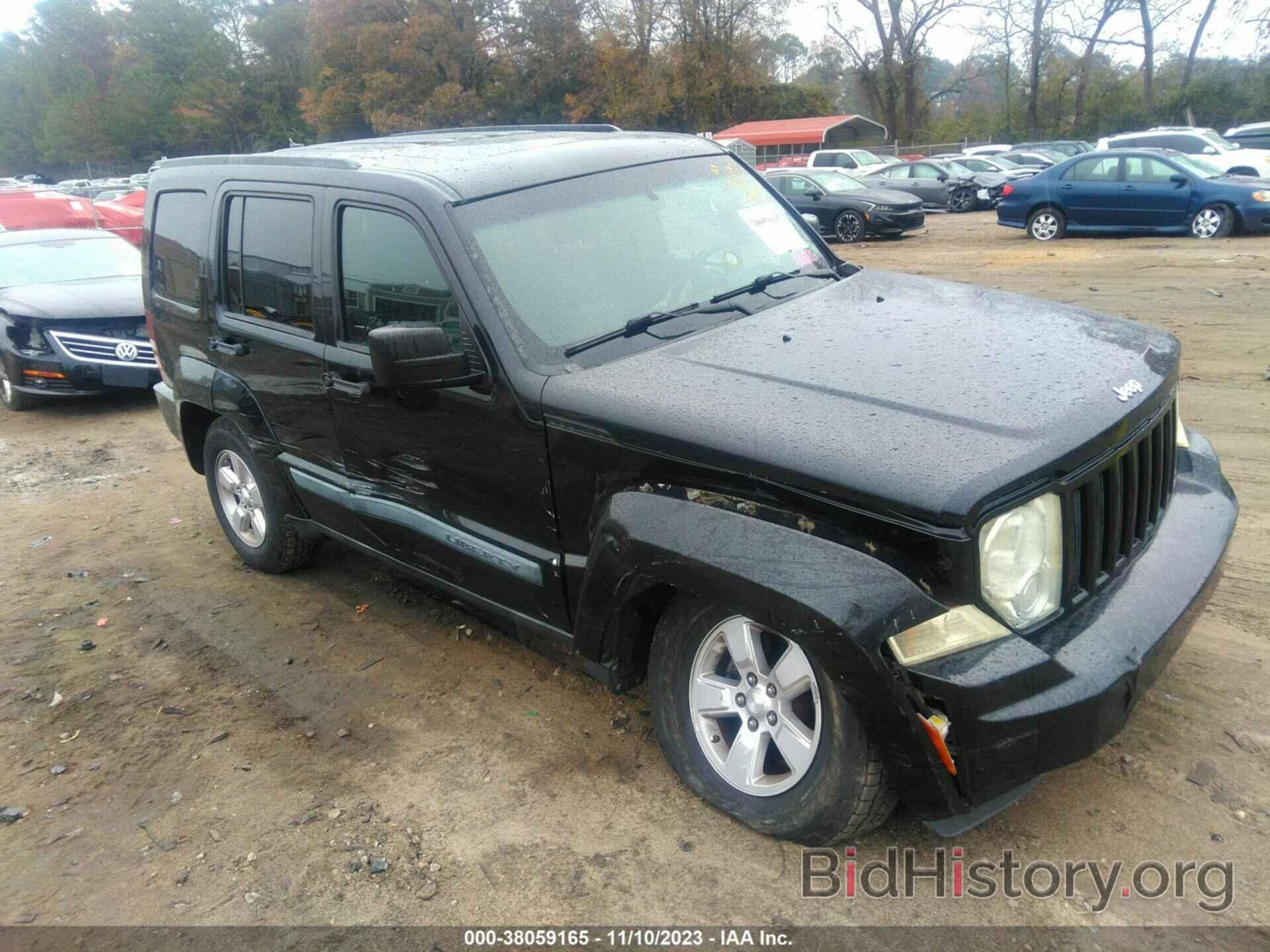 Photo 1J4PP2GK1AW103692 - JEEP LIBERTY 2010