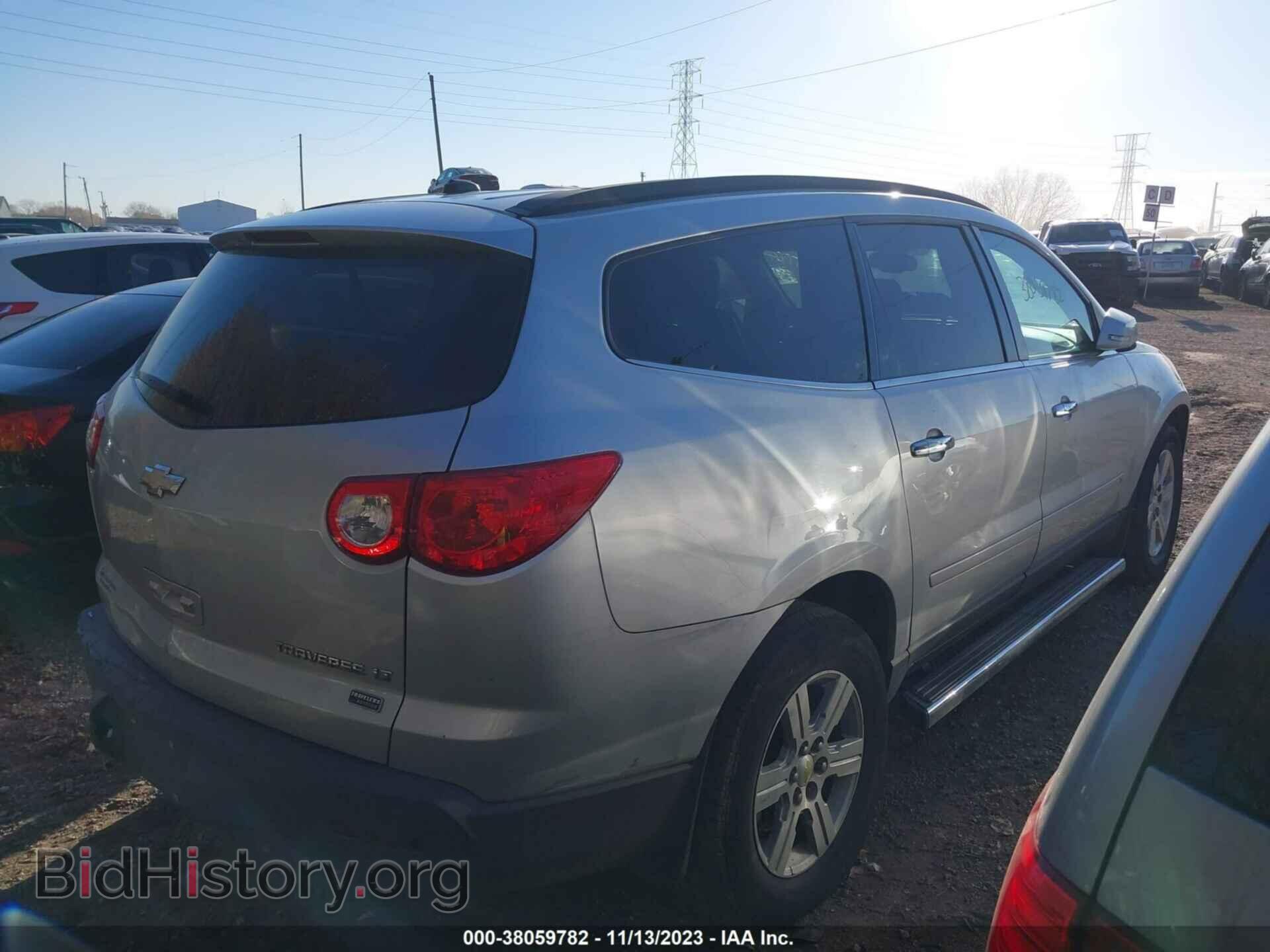 2010 CHEVROLET TRAVERSE - VIN: 1GNLRFED4AS141507 - Фото 4