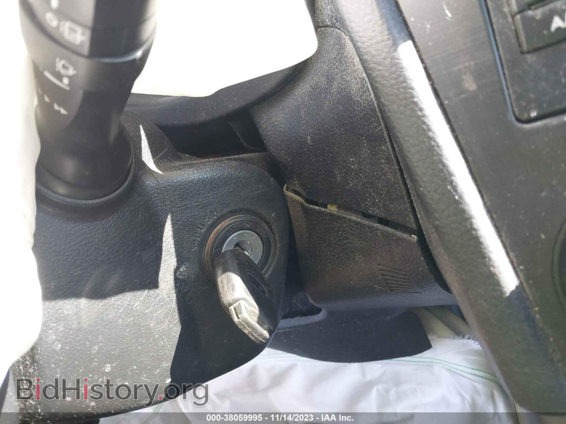 2014 SUBARU FORESTER - VIN: JF2SJAEC3EH402930 - Фото 11