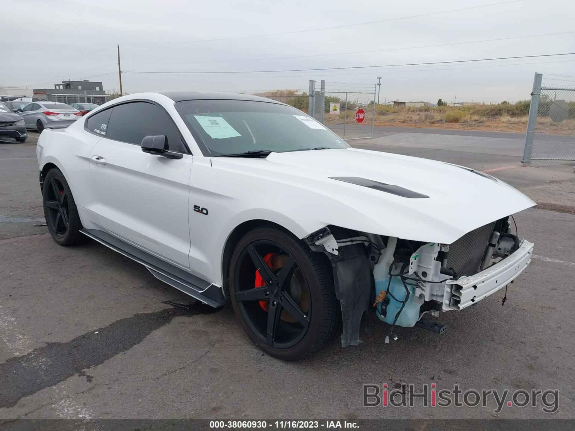 Photo 1FA6P8CF6F5357155 - FORD MUSTANG 2015