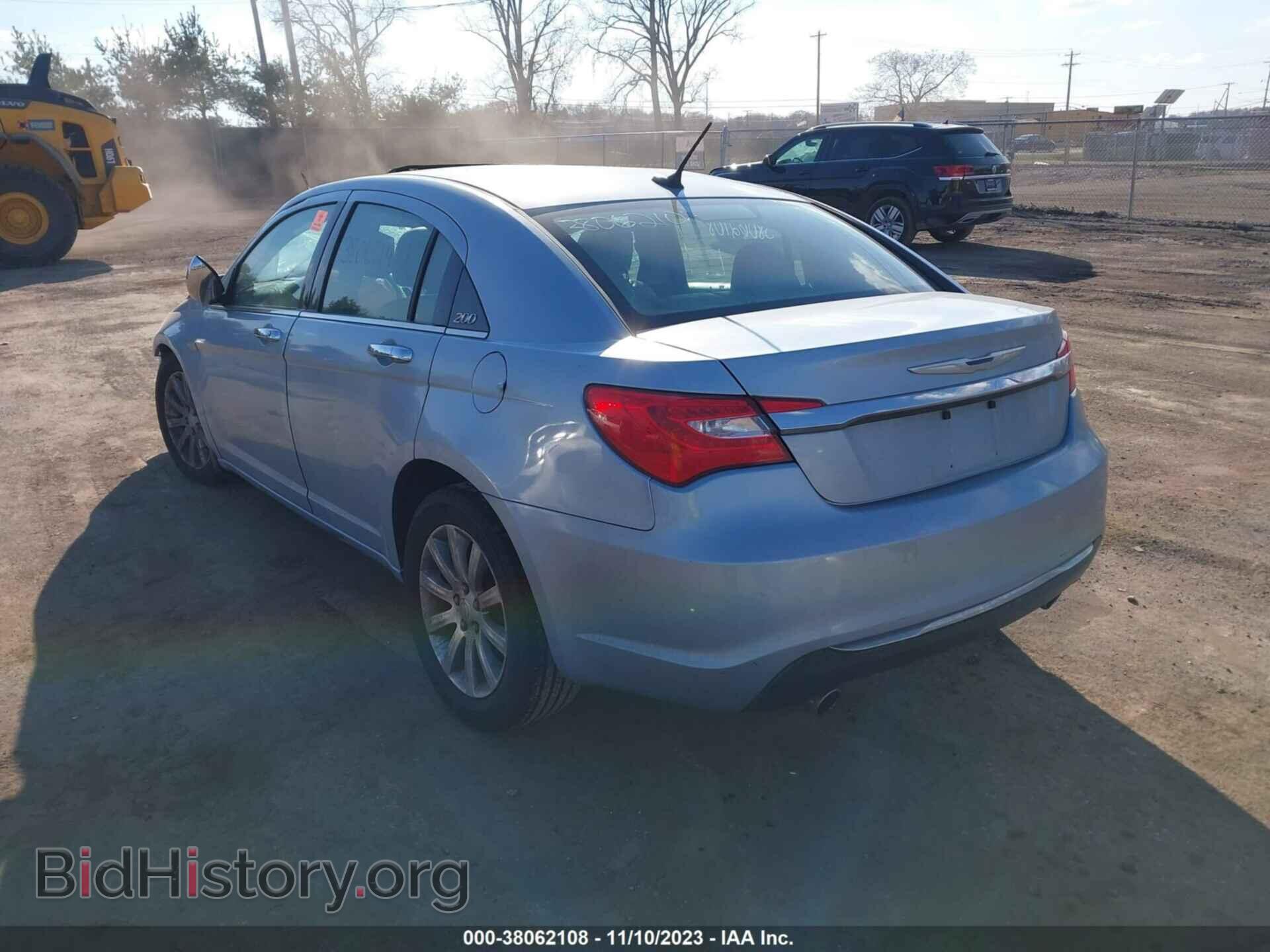 2013 CHRYSLER 200 - VIN: 1C3CCBCG4DN504492 - Photo 3