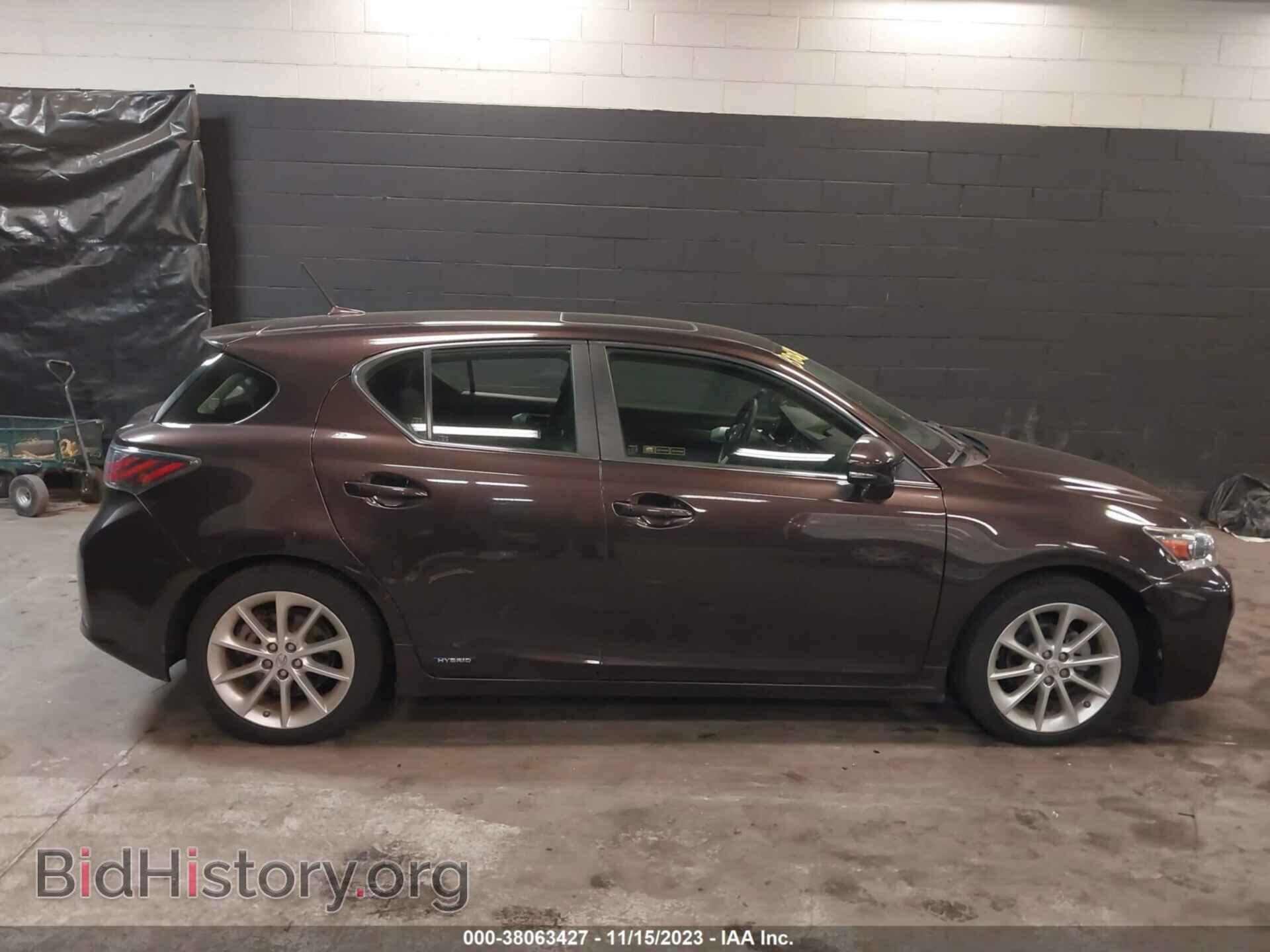 2011 LEXUS CT 200H - VIN: JTHKD5BH5B2036396 - Фото 13