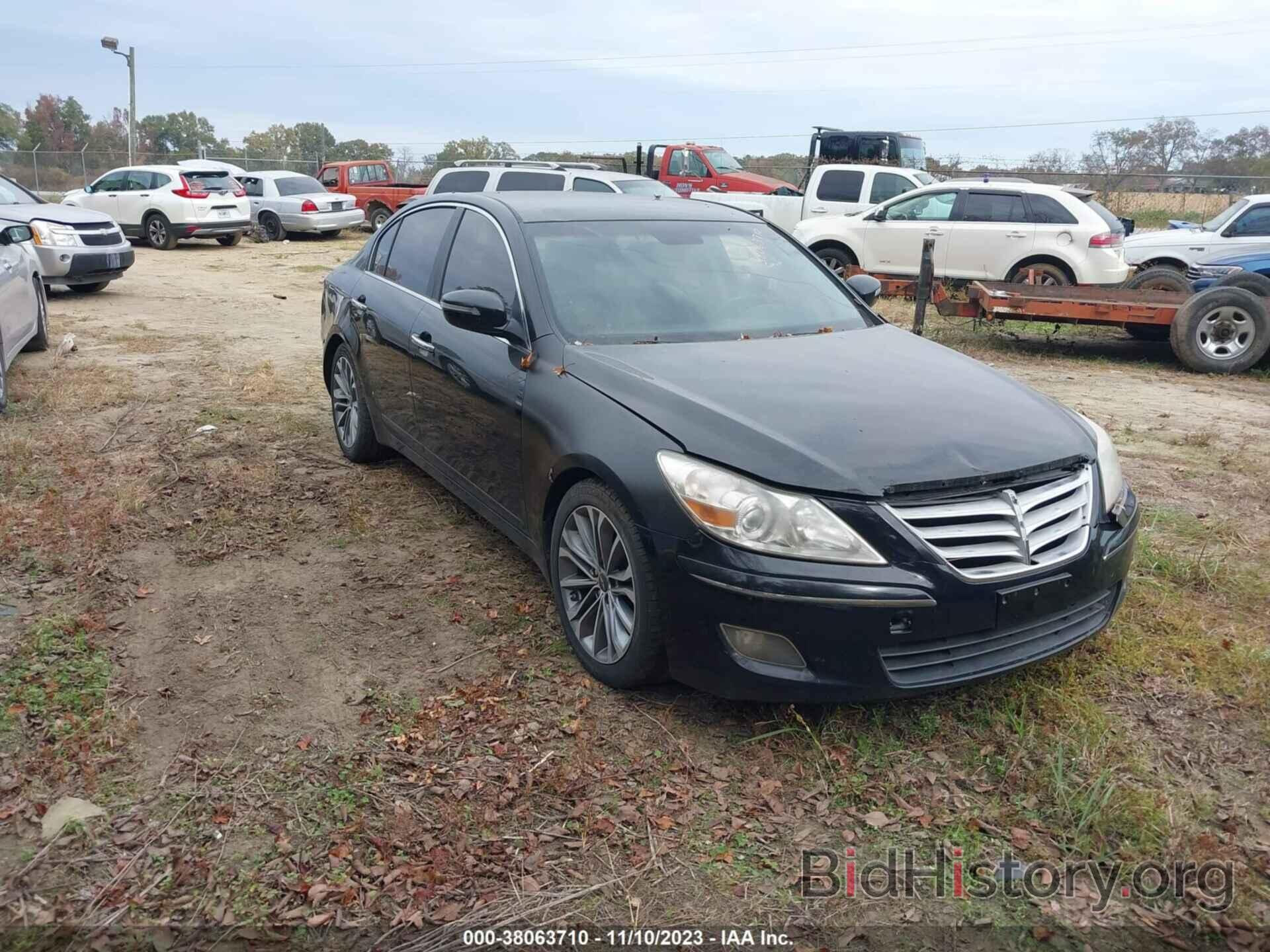 Photo KMHGC46E49U023251 - HYUNDAI GENESIS 2009