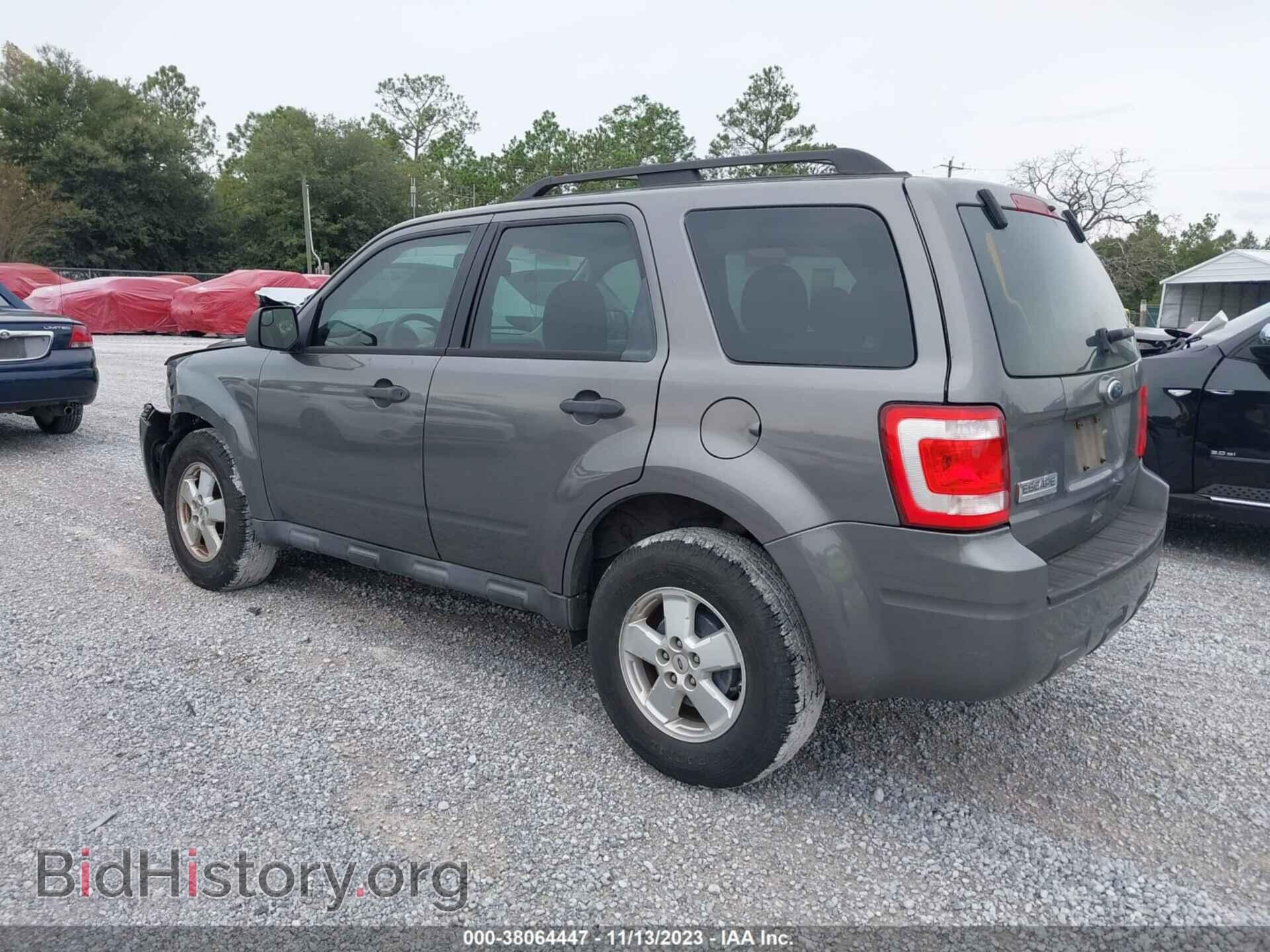 2010 FORD ESCAPE - VIN: 1FMCU0C70AKD26599 - Фото 3