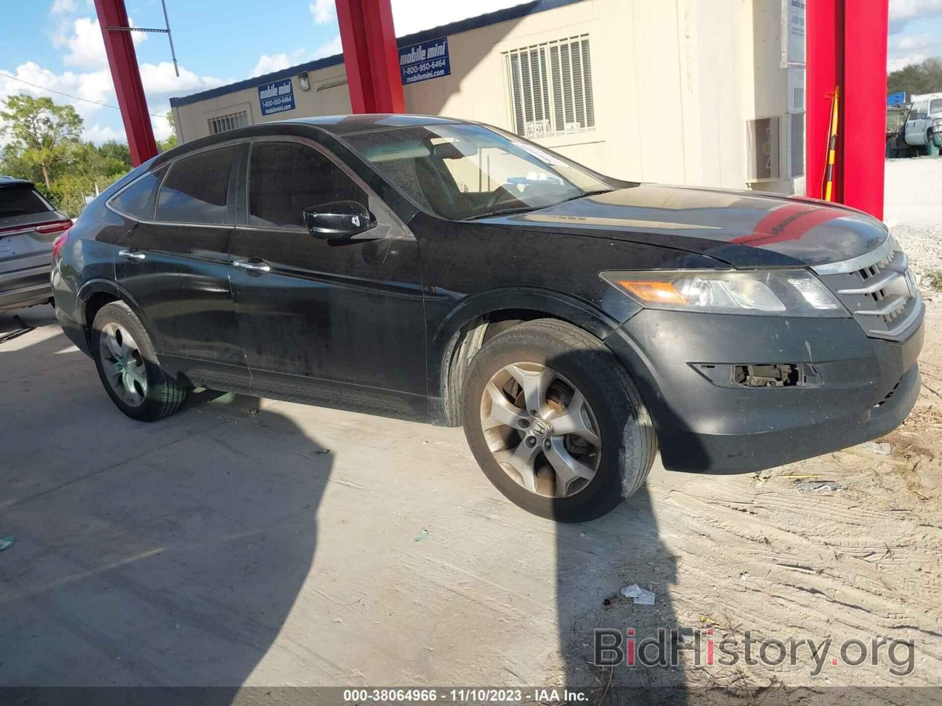 Photo 5J6TF1H53BL001933 - HONDA ACCORD CROSSTOUR 2011