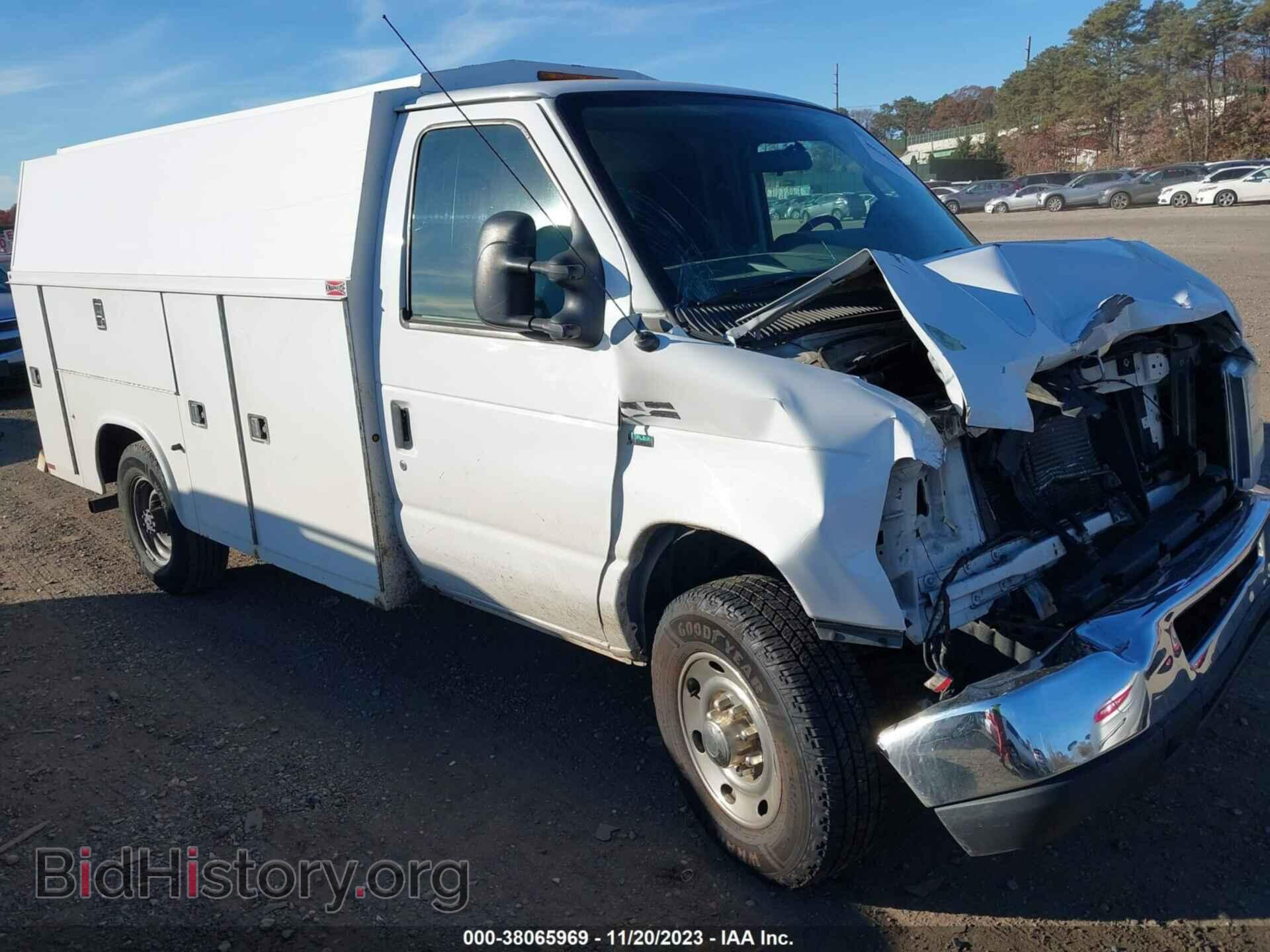 Photo 1FDSE3FL2CDA62411 - FORD E-350 CUTAWAY 2012