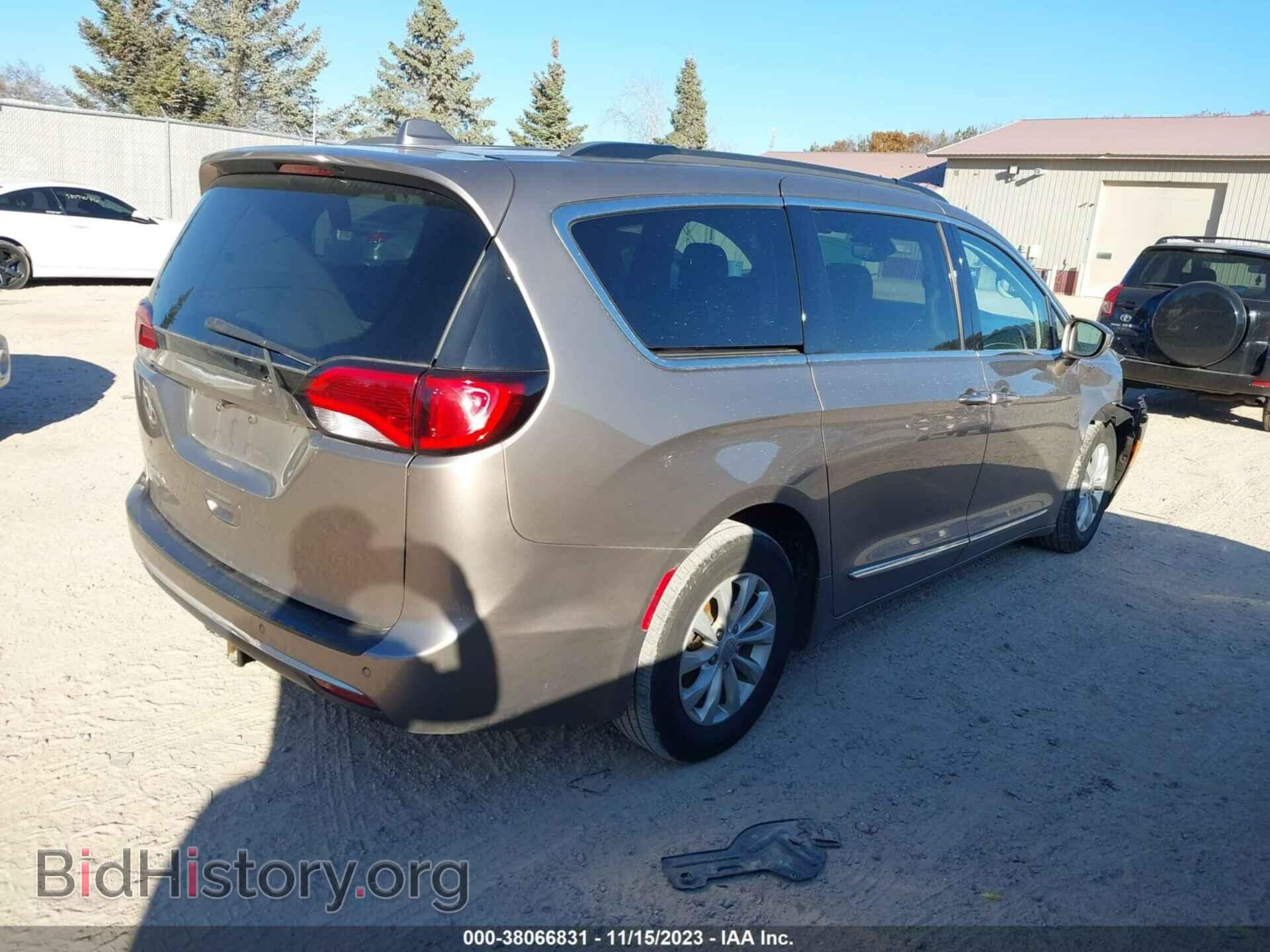 2017 CHRYSLER PACIFICA - VIN: 2C4RC1BG9HR683168 - Фото 4