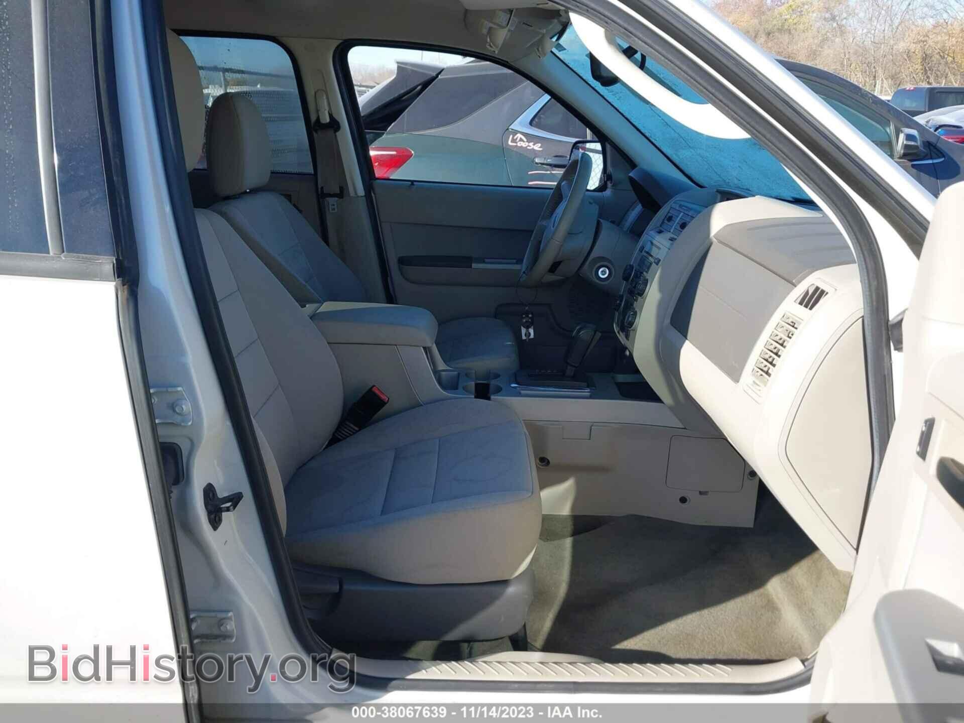 2012 FORD ESCAPE - VIN: 1FMCU0D70CKB40983 - Photo 5