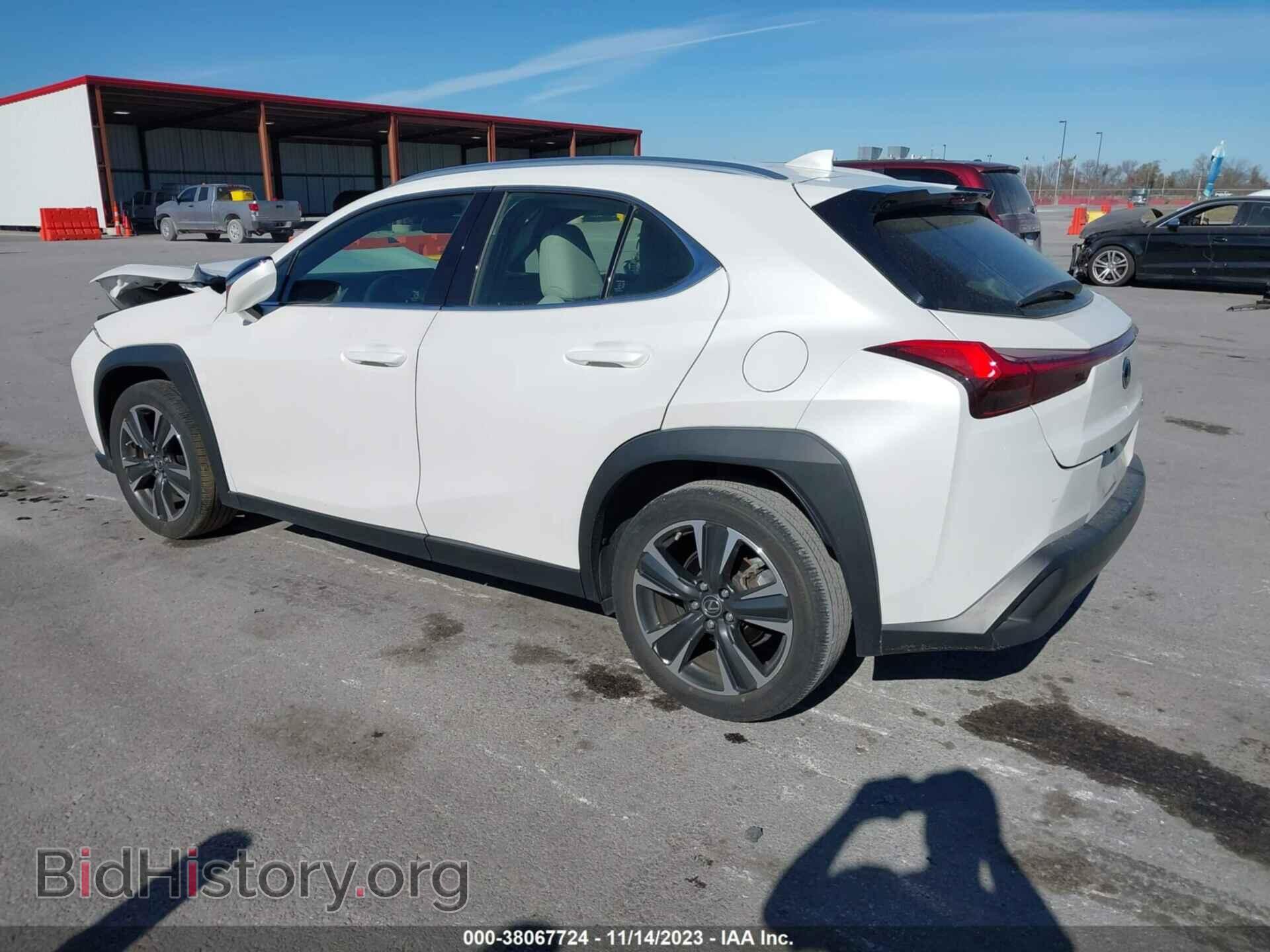 2019 LEXUS UX 200 - VIN: JTHY3JBH6K2020780 - Фото 3