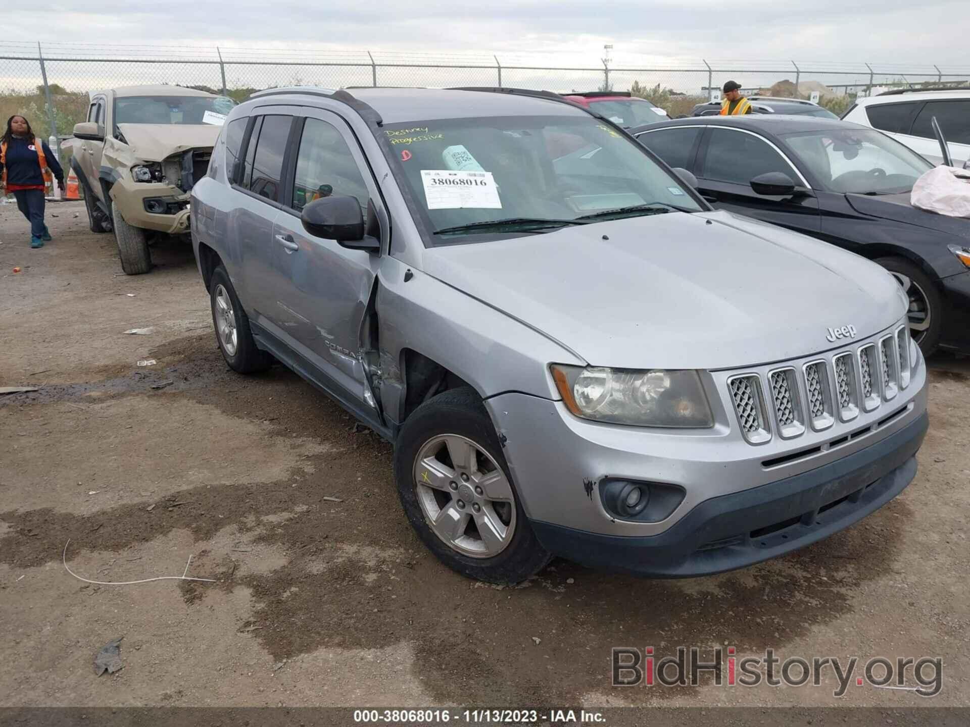 Photo 1C4NJCBA3FD250182 - JEEP COMPASS 2015