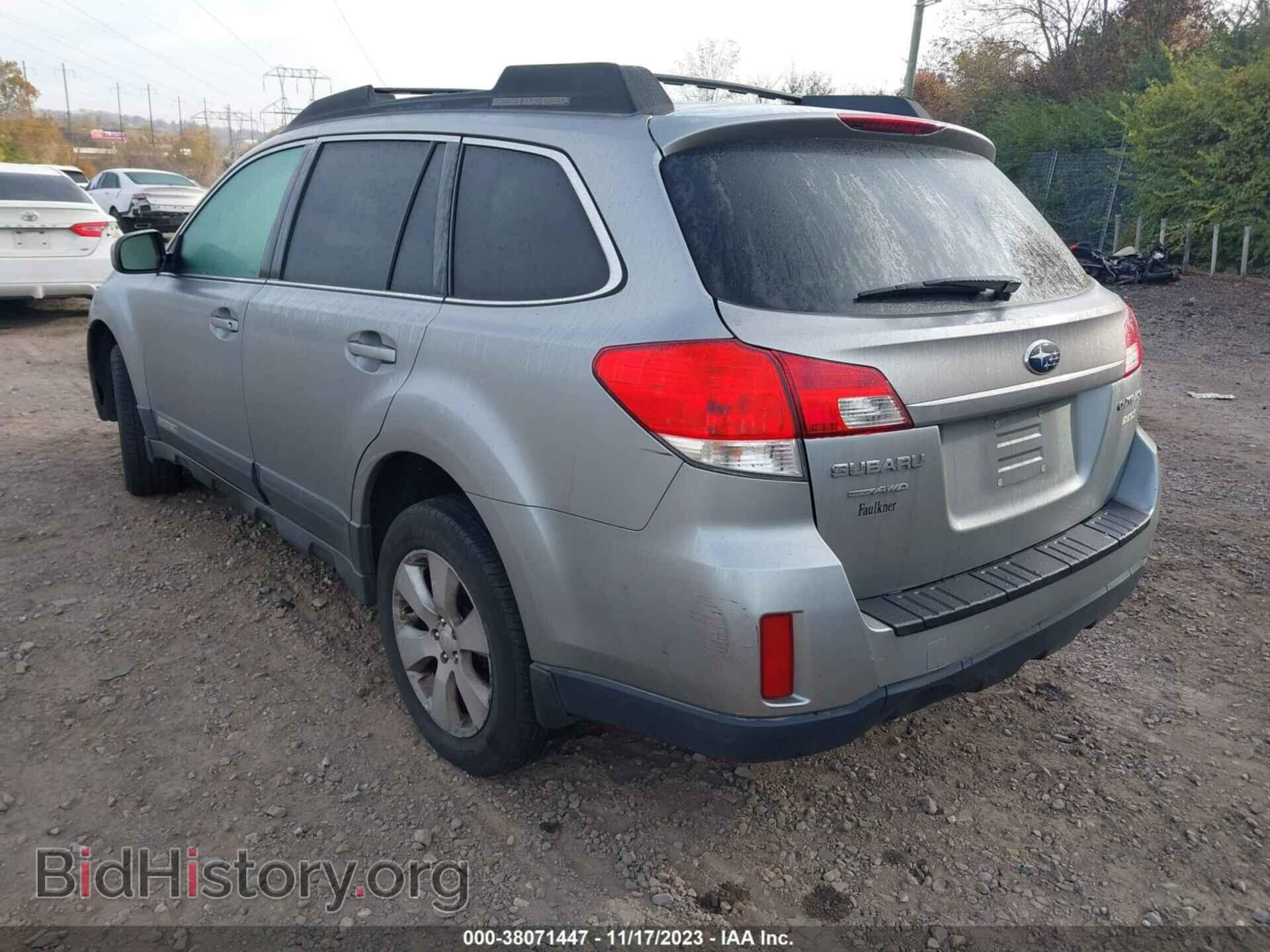 2011 SUBARU OUTBACK - VIN: 4S4BRBCC3B3366452 - Фото 3