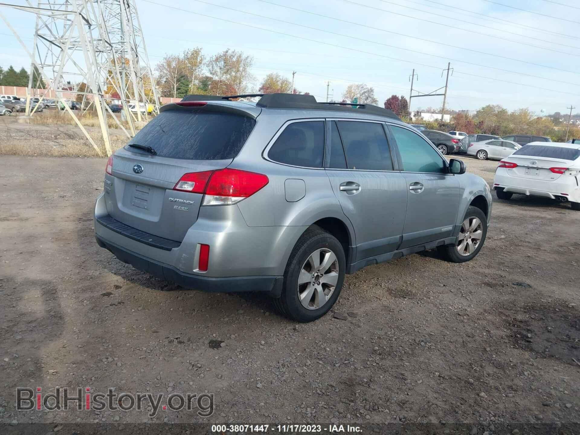 2011 SUBARU OUTBACK - VIN: 4S4BRBCC3B3366452 - Фото 4