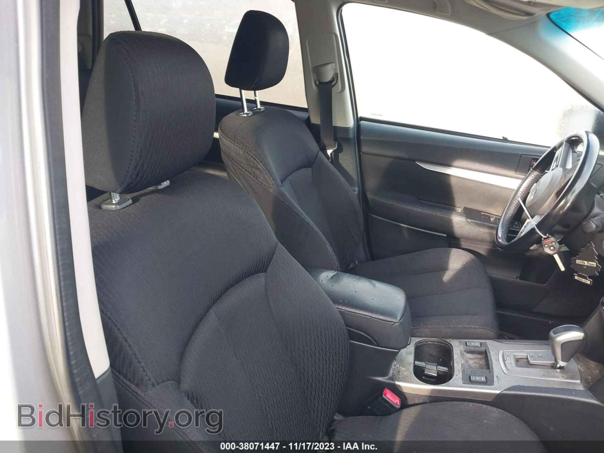2011 SUBARU OUTBACK - VIN: 4S4BRBCC3B3366452 - Фото 5