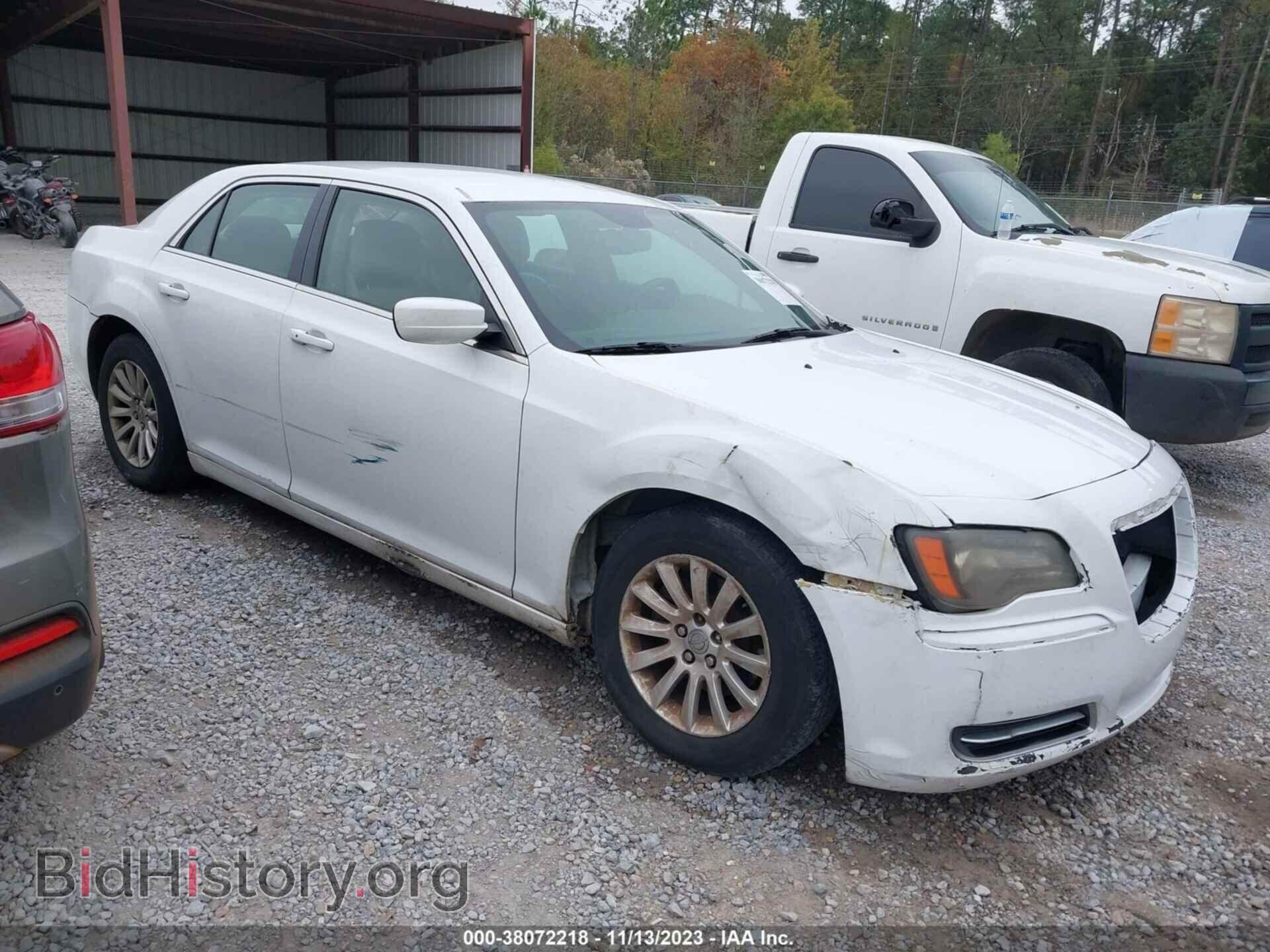 Фотография 2C3CCAAG0EH327348 - CHRYSLER 300 2014