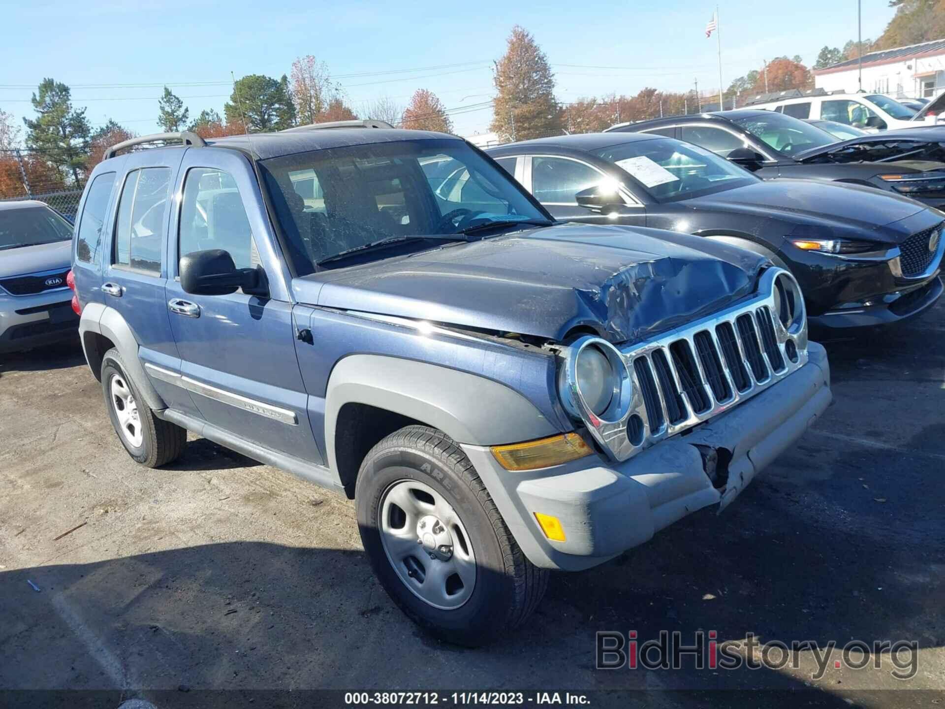 Photo 1J4GL48K96W104246 - JEEP LIBERTY 2006