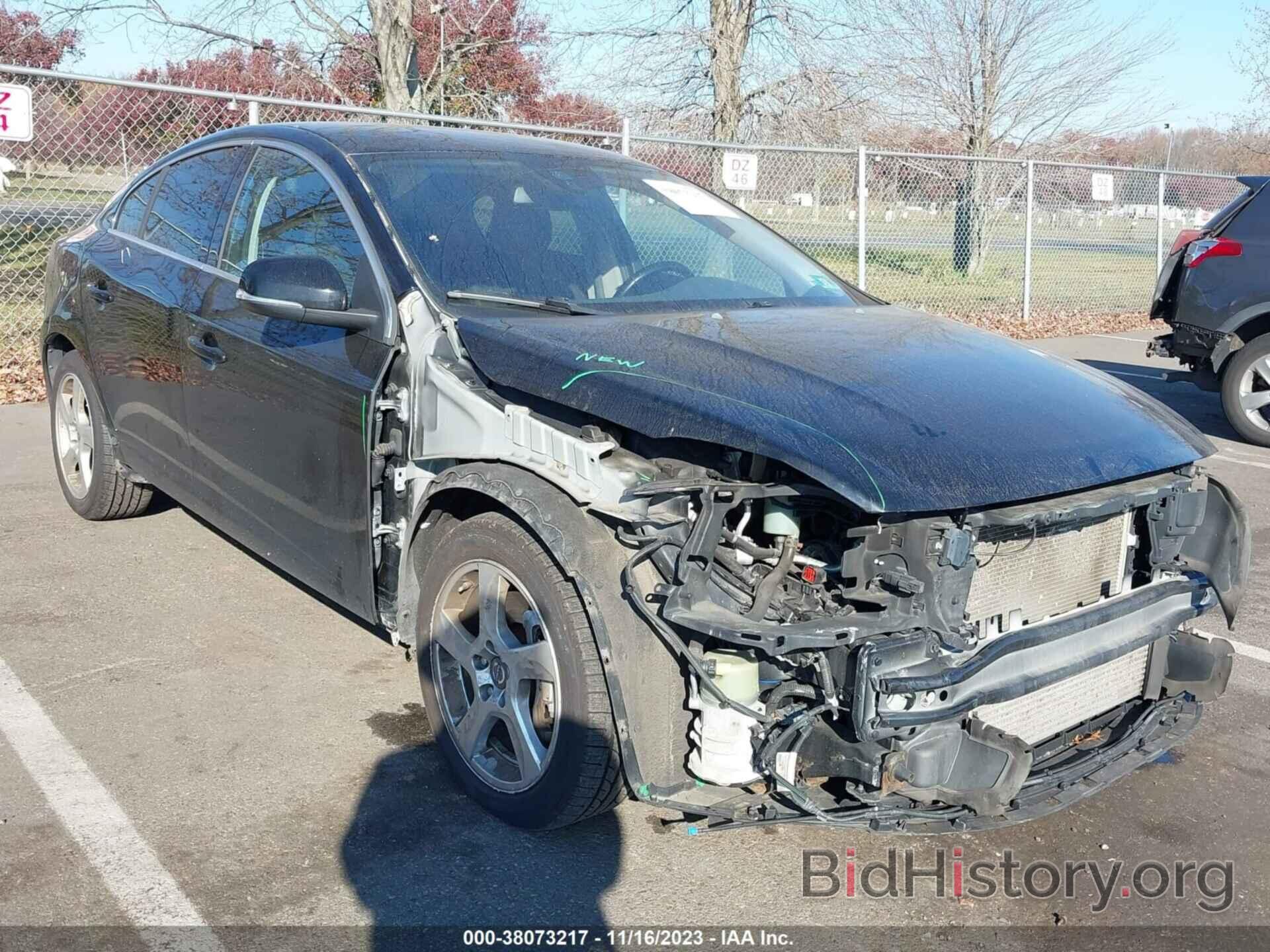 Photo YV1612FH1D1215297 - VOLVO S60 2013