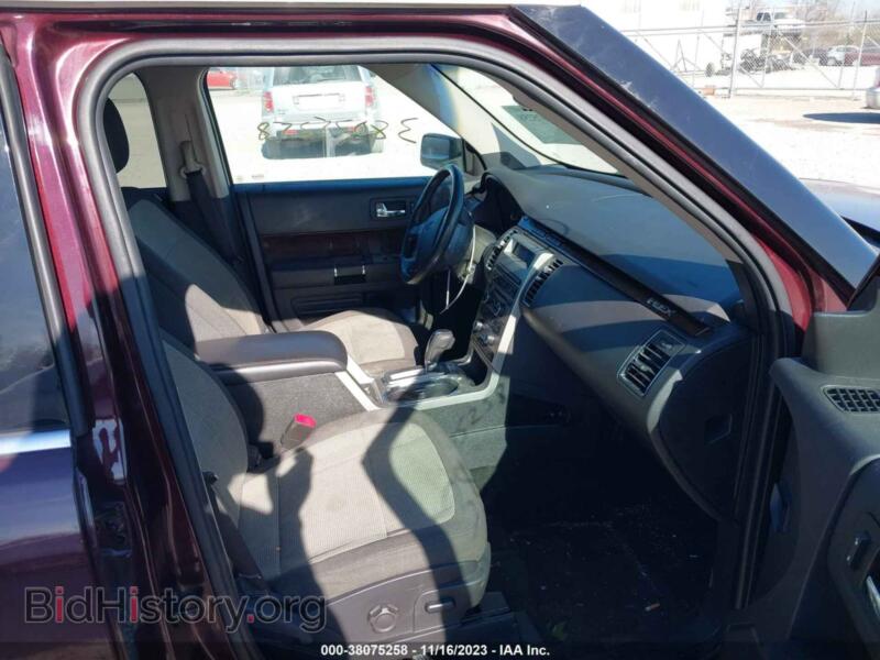 2011 Ford FLEX (VIN 2FMGK5CC0BBD16314) — photo 5 of 11