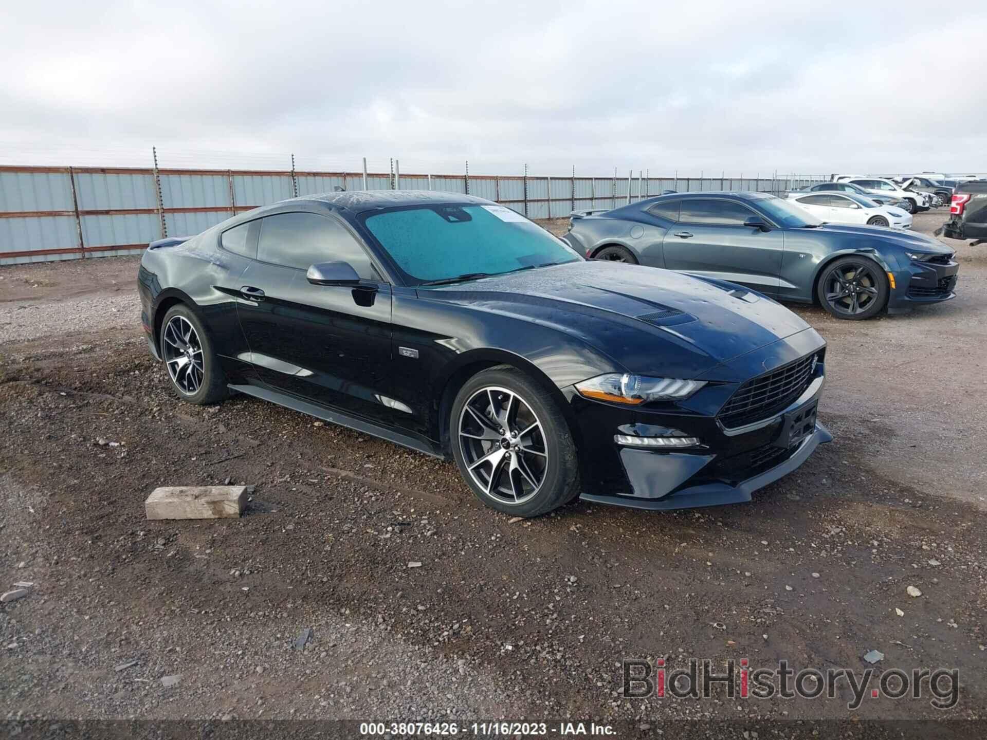 Photo 1FA6P8TD9M5139562 - FORD MUSTANG 2021