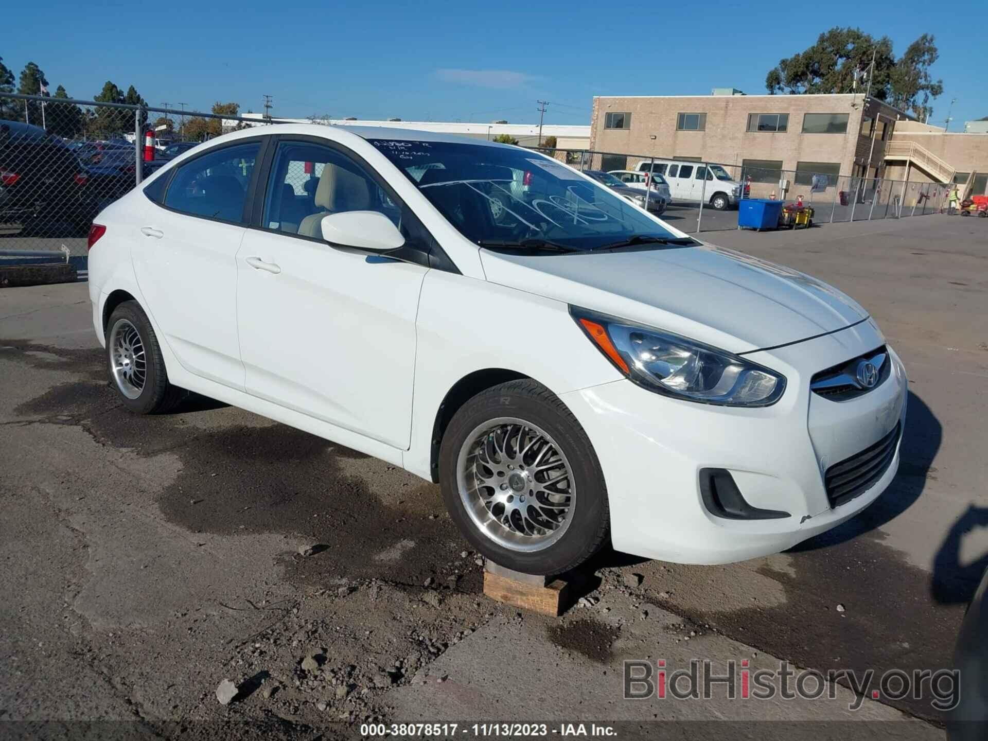 Photo KMHCT4AE8DU295297 - HYUNDAI ACCENT 2013