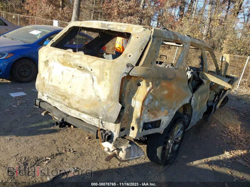 2023 Ford EXPLORER (VIN 1FMSK8DH5PGA71970) — photo 4 of 10