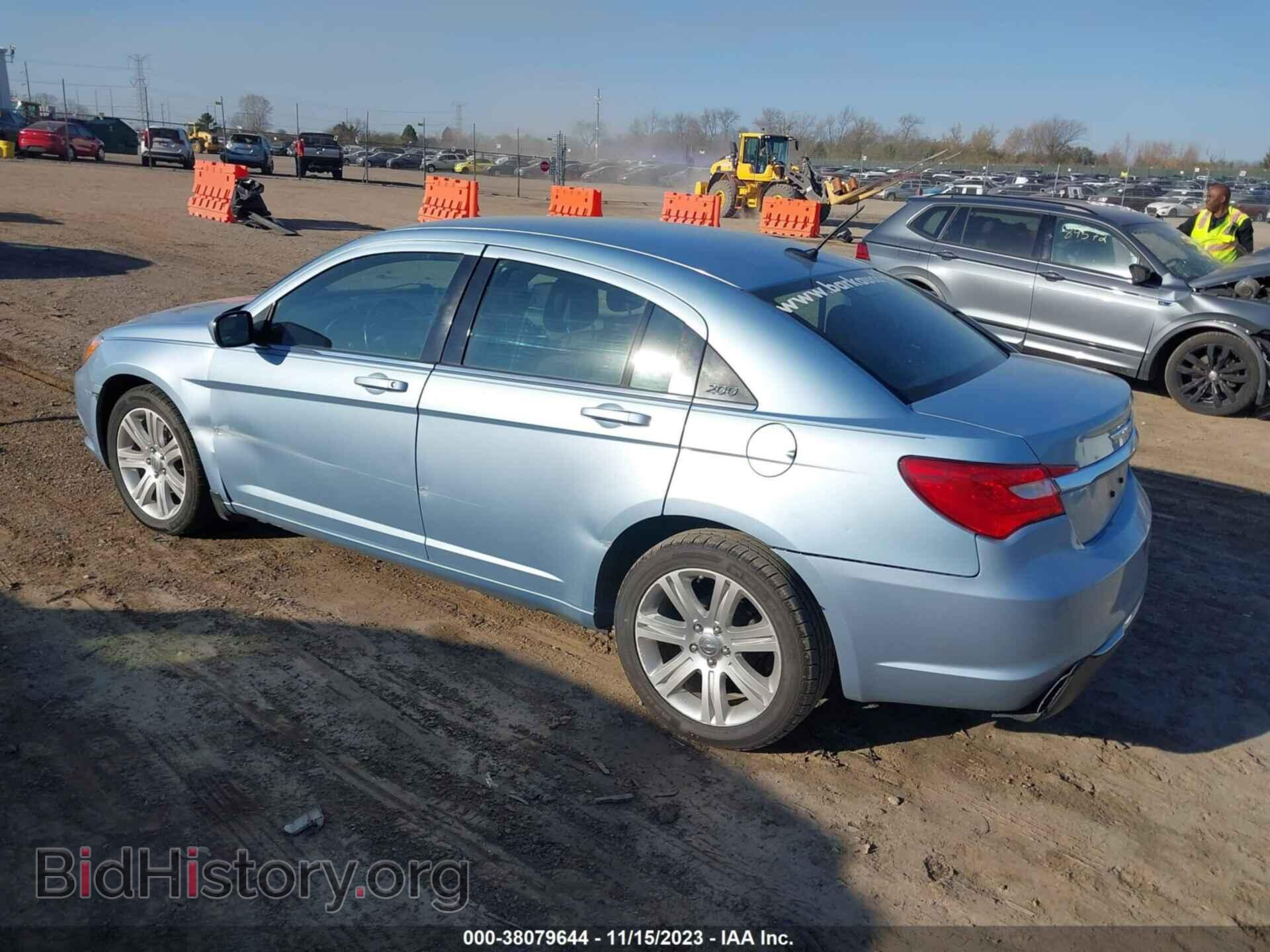 2012 CHRYSLER 200 - VIN: 1C3CCBBB1CN176274 - Photo 3