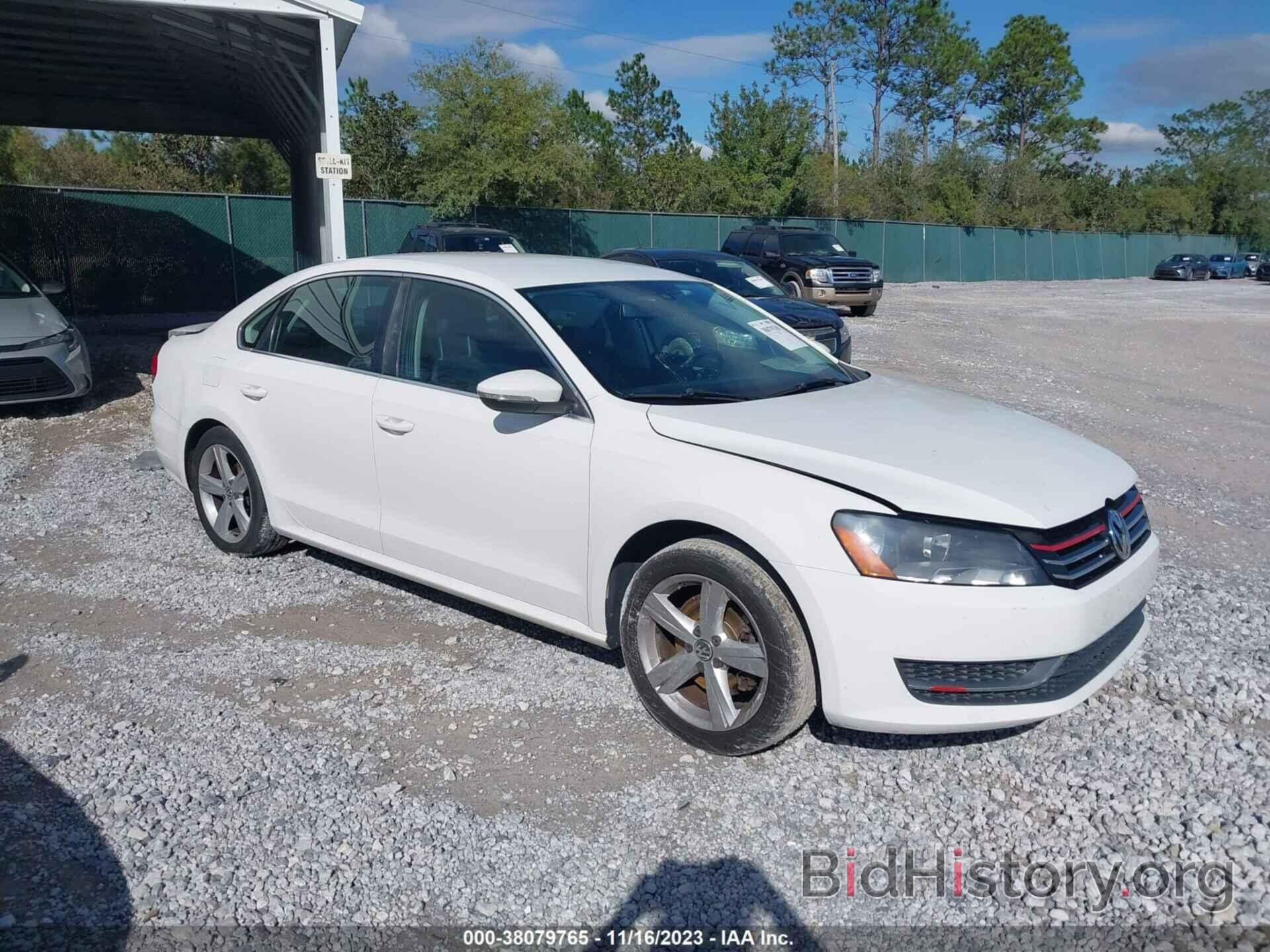 Photo 1VWBP7A37CC050917 - VOLKSWAGEN PASSAT 2012