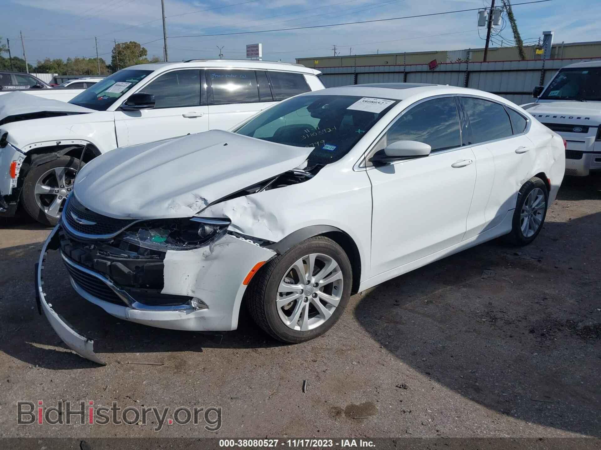 2015 CHRYSLER 200 - VIN: 1C3CCCAB2FN652799 - Фото 2