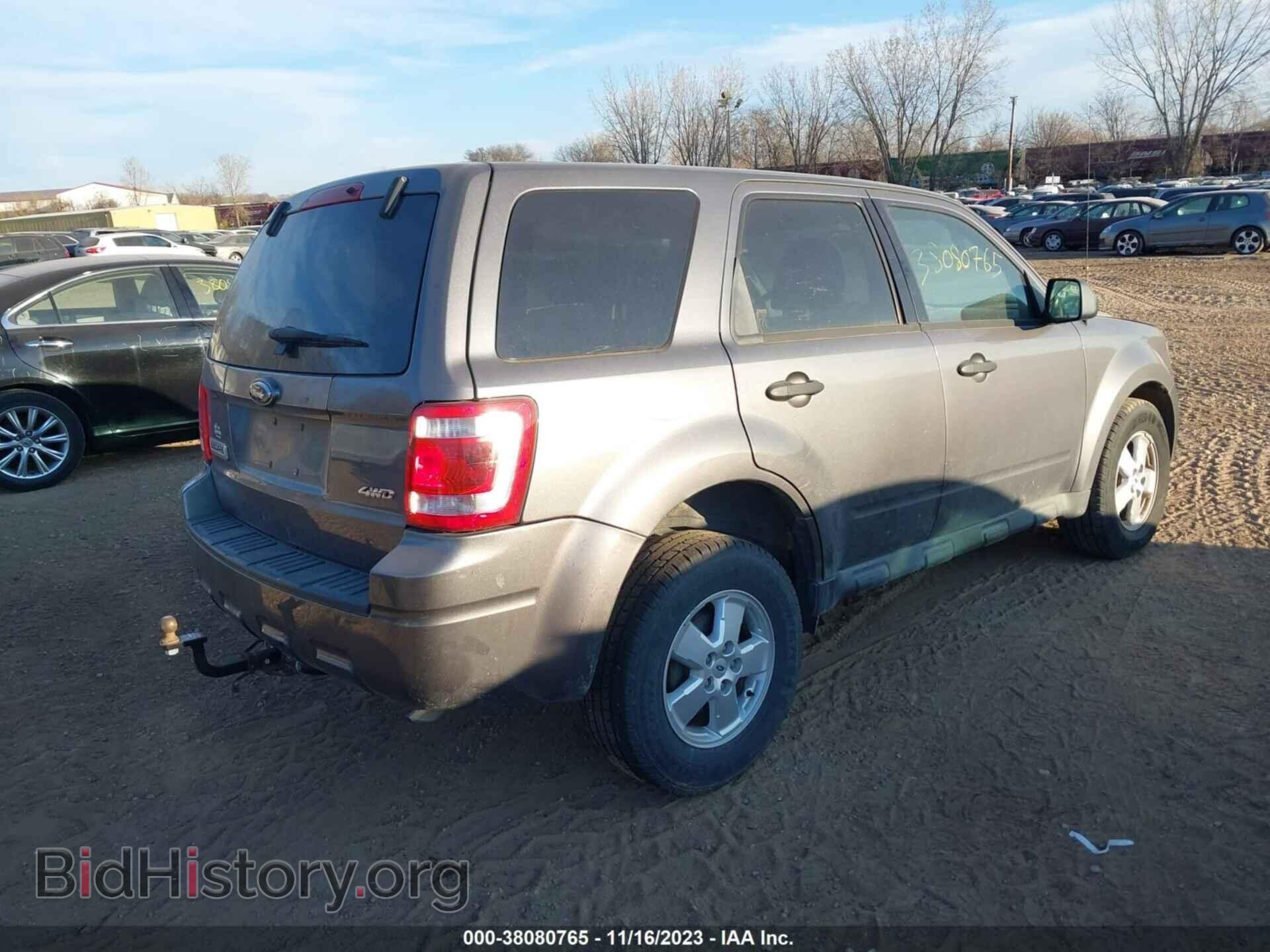 2009 FORD ESCAPE - VIN: 1FMCU92789KB22313 - Фото 4