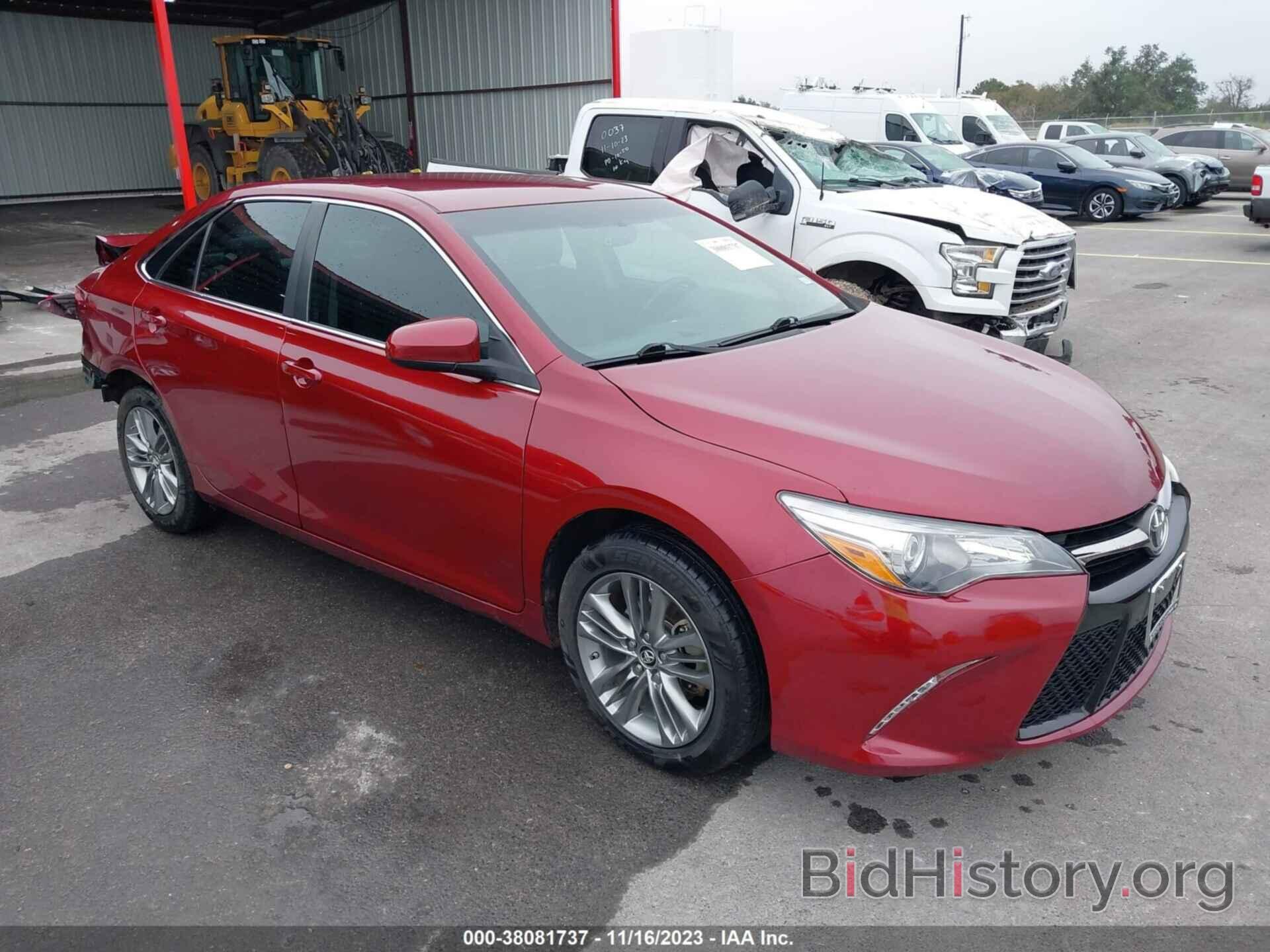 Photo 4T1BF1FK9HU628127 - TOYOTA CAMRY 2017