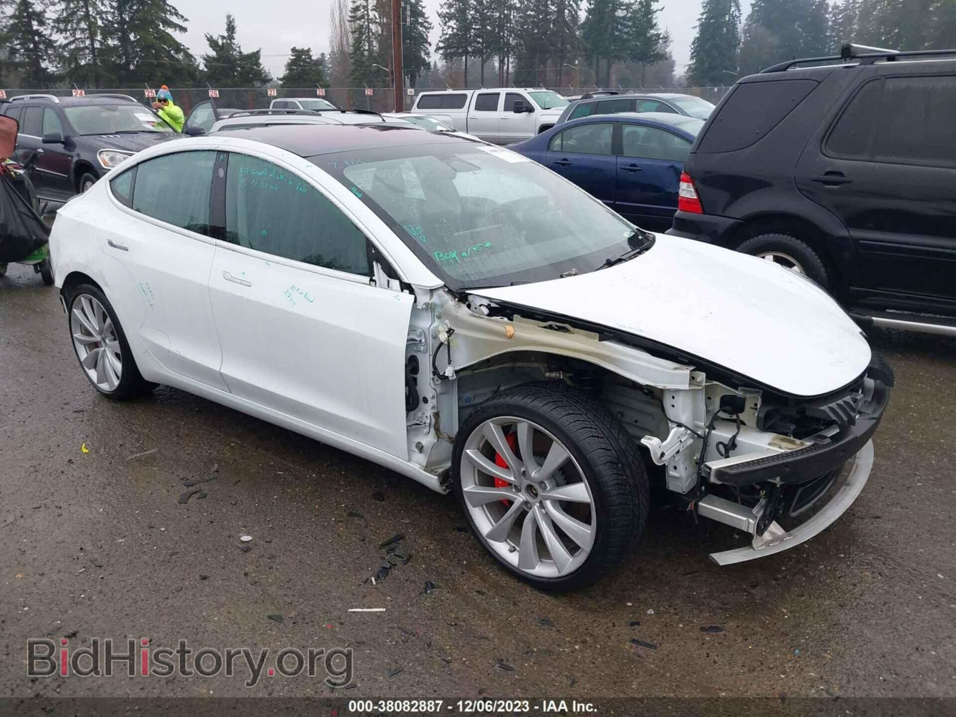 Photo 5YJ3E1EB6JF084231 - TESLA MODEL 3 2018