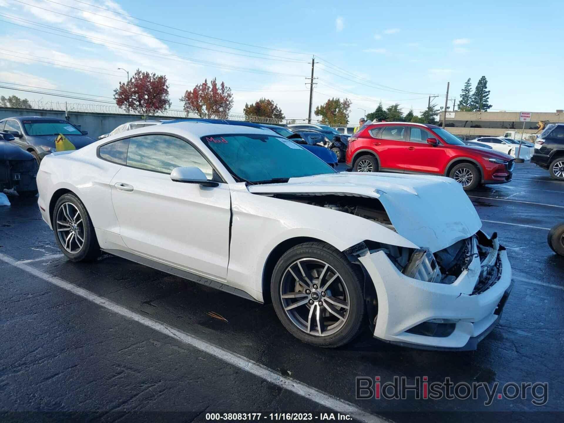 Photo 1FA6P8TH5H5304628 - FORD MUSTANG 2017