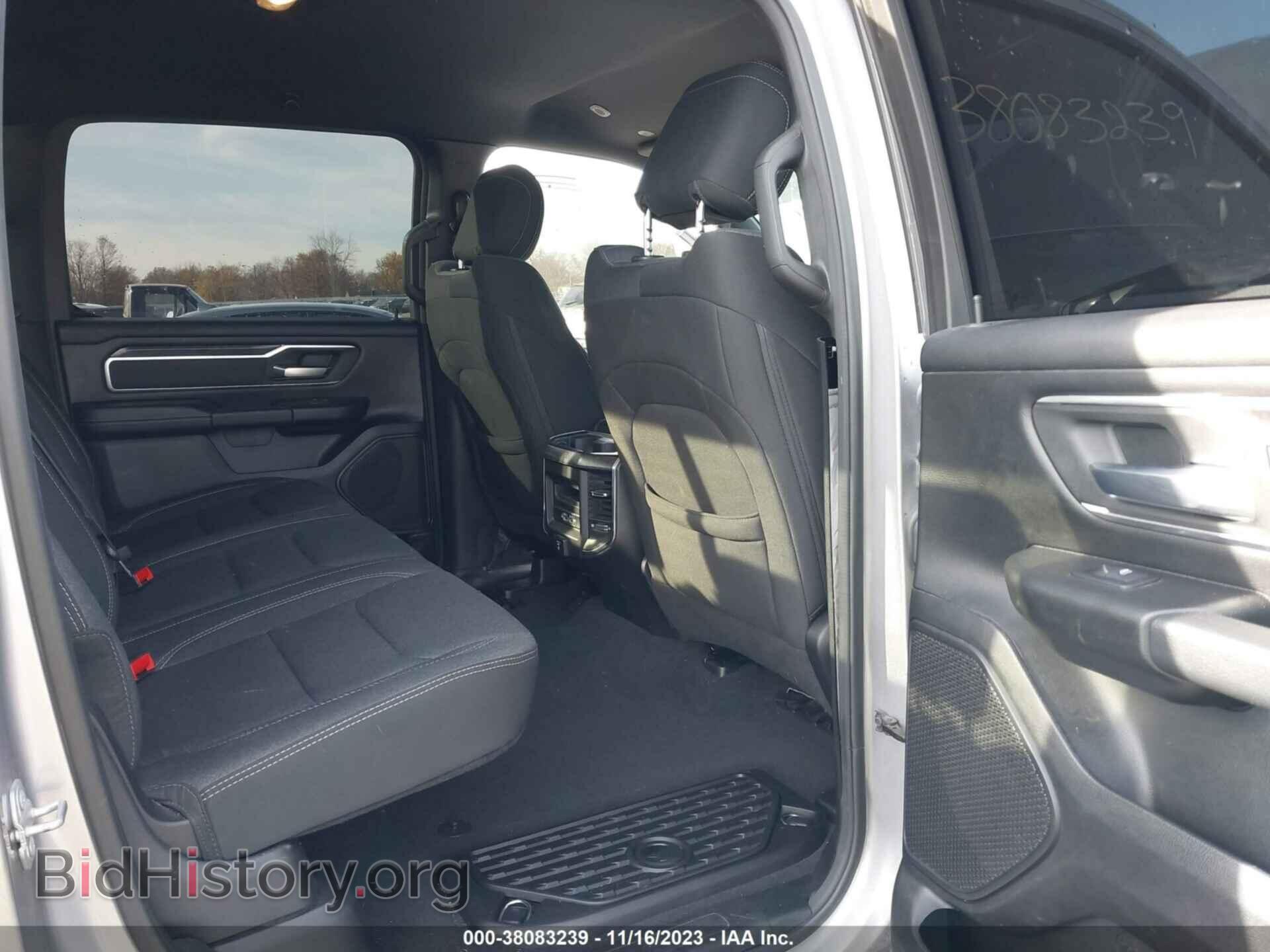 2019 RAM 1500 - VIN: 1C6SRFFTXKN742955 - Фото 8